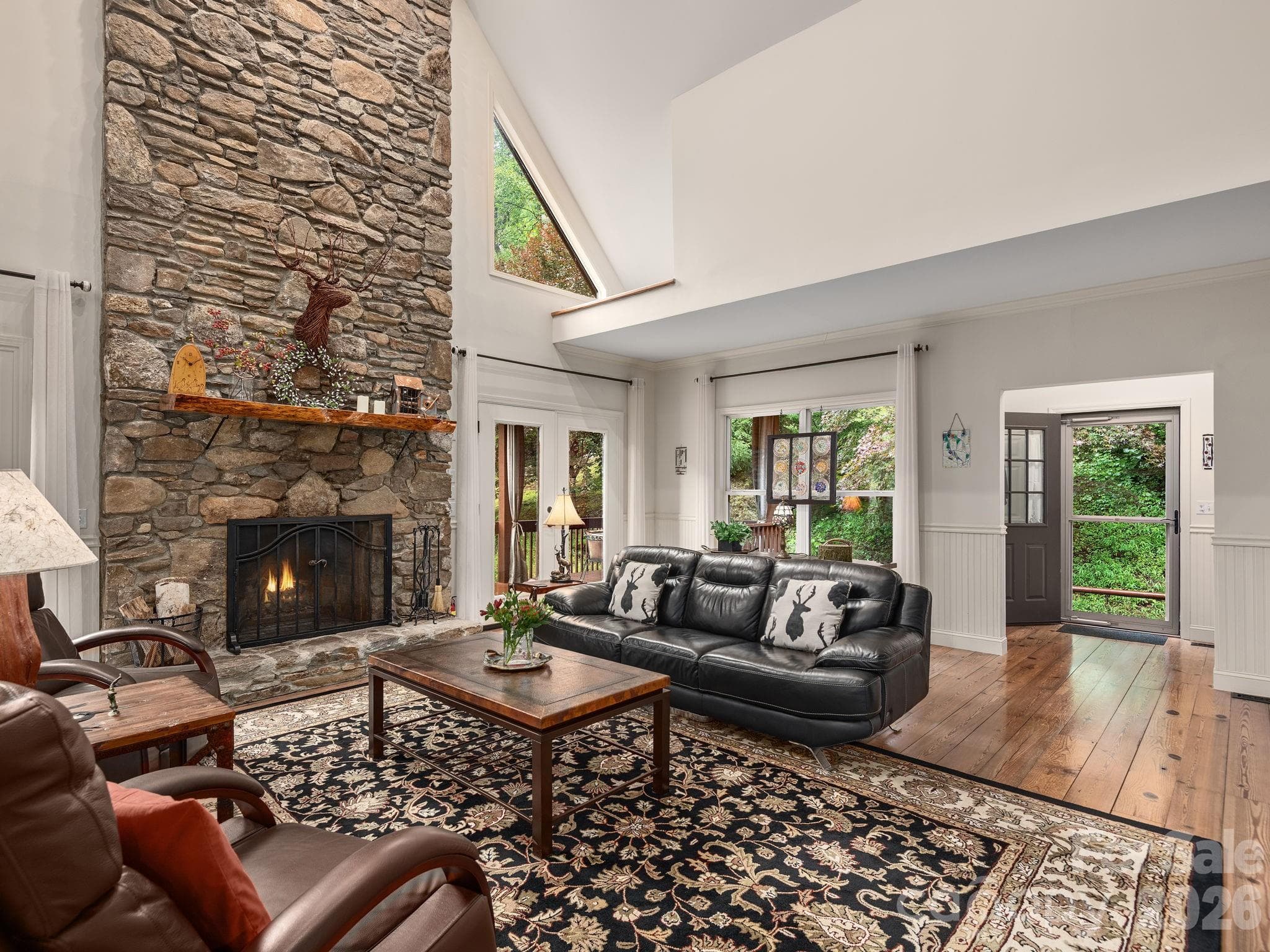 Single Family Residence at Weaverville, photo 7 of 42
