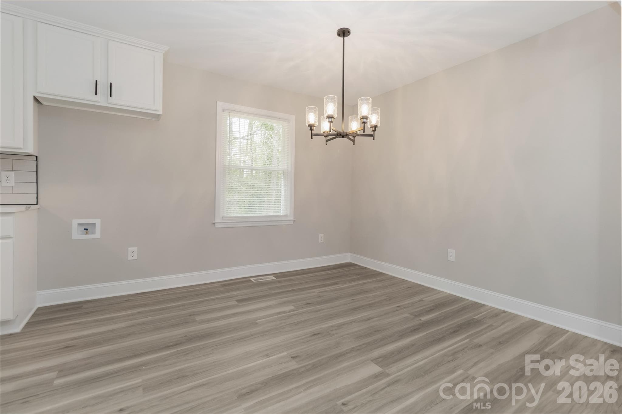 Single Family Residence at 6726 Barrington Drive, Charlotte, photo 11 of 19