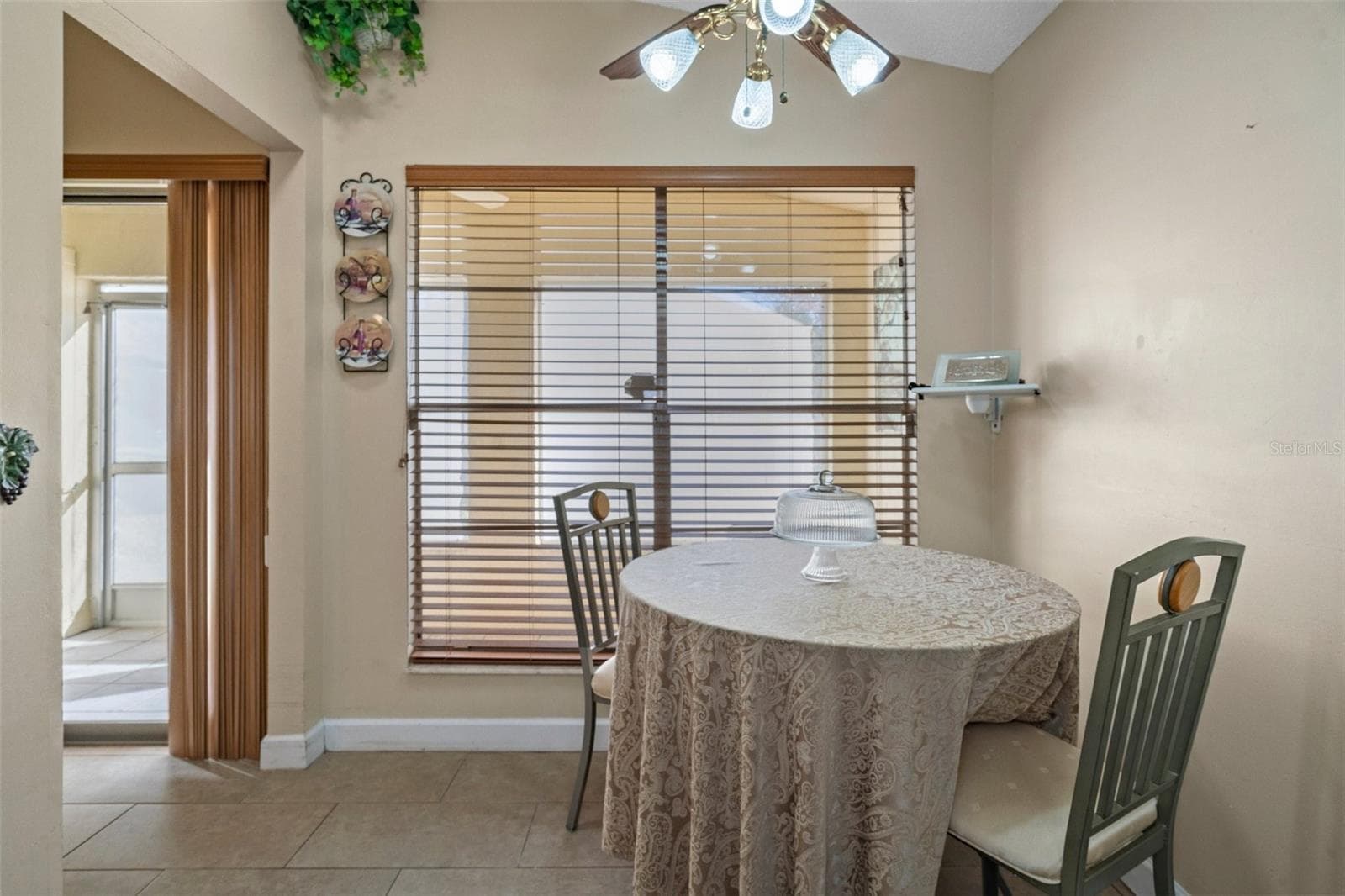 Breakfast Nook - 4808 VESPER CT #34, NEW PORT RICHEY