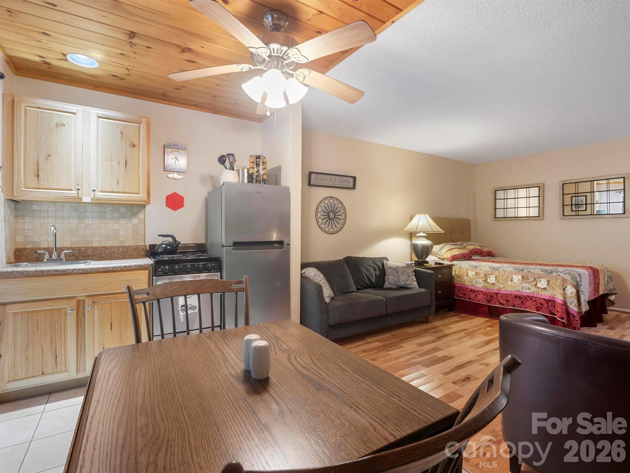 Condominium at 160 Whitney Boulevard, Lake Lure, photo 10 of 36