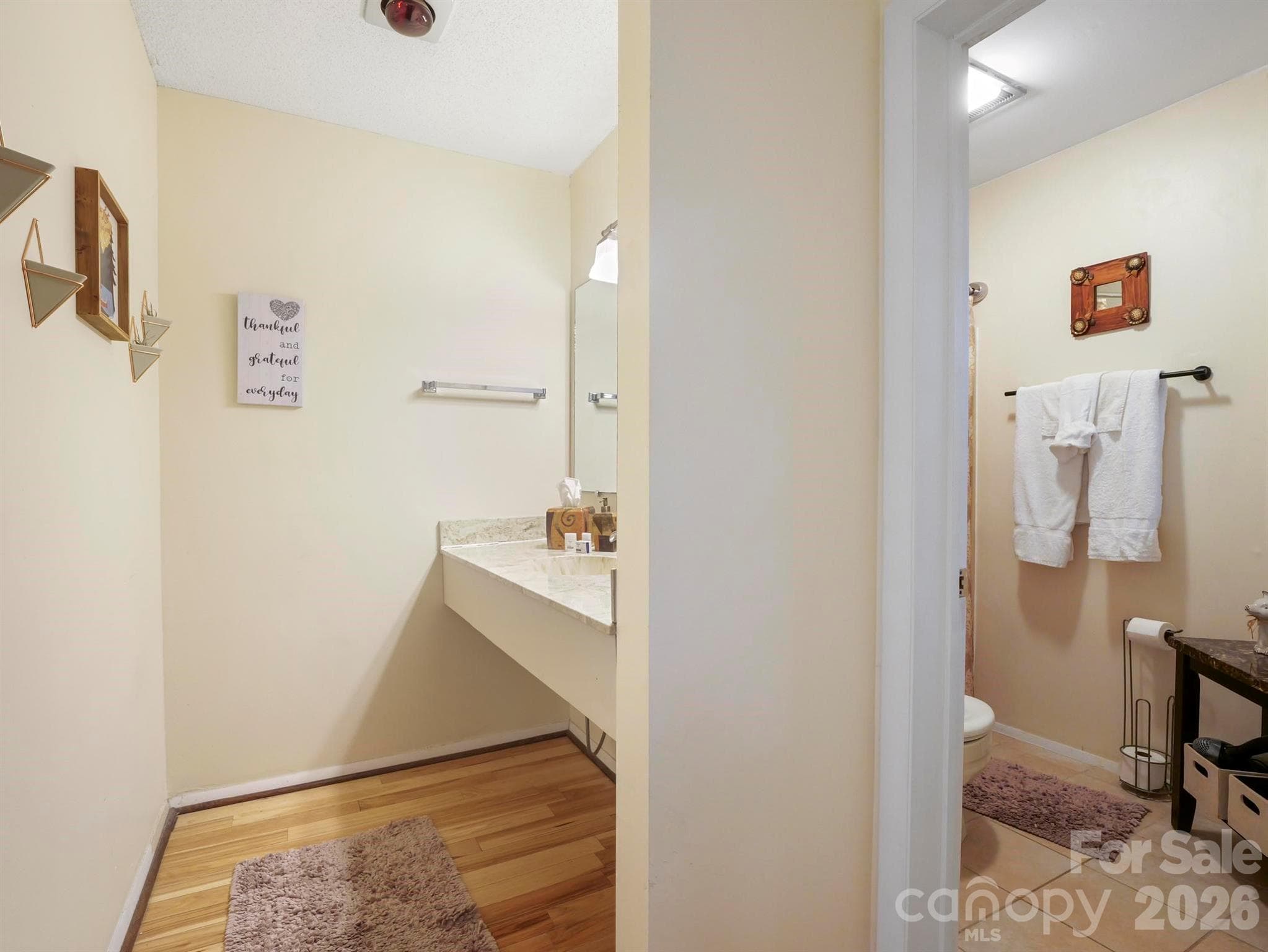 Full Bathroom - 160 Whitney Boulevard, Lake Lure