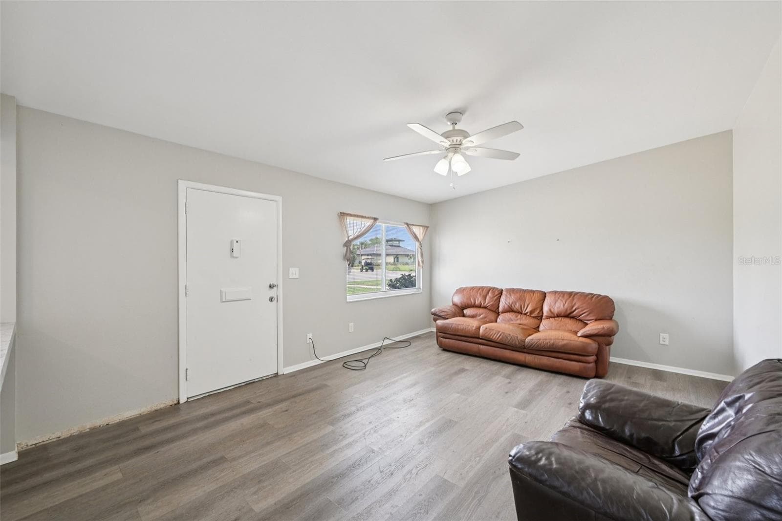 Townhouse at 1010 N PEBBLE BEACH BLVD, SUN CITY CENTER, photo 6 of 44