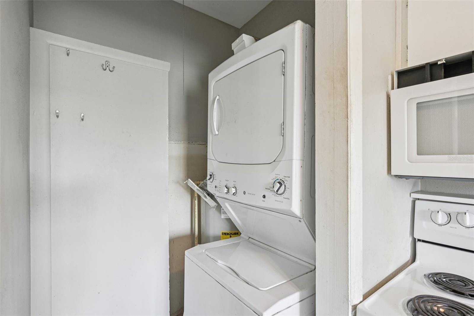 Townhouse at 1010 N PEBBLE BEACH BLVD, SUN CITY CENTER, photo 11 of 44