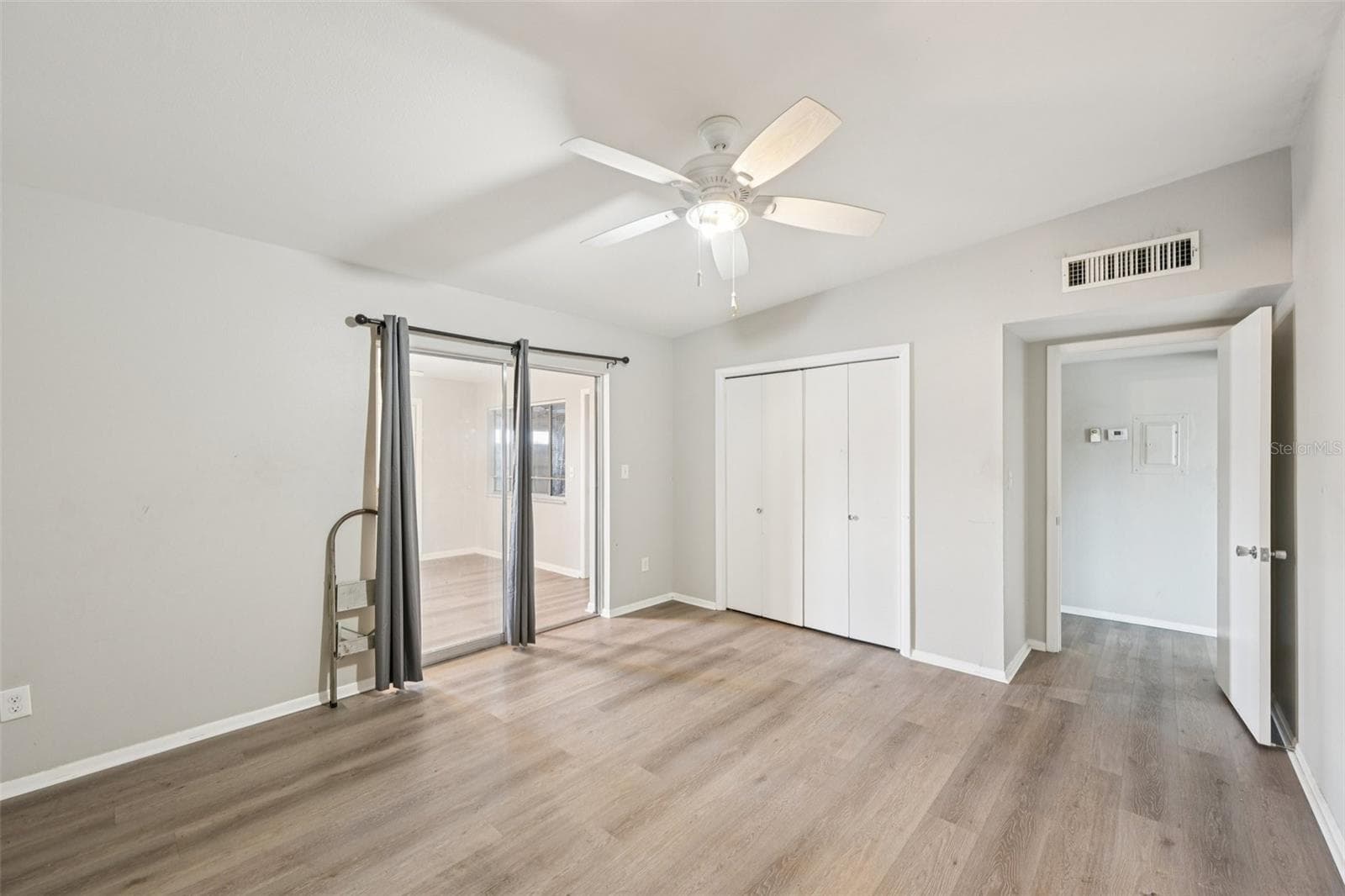 Townhouse at 1010 N PEBBLE BEACH BLVD, SUN CITY CENTER, photo 13 of 44