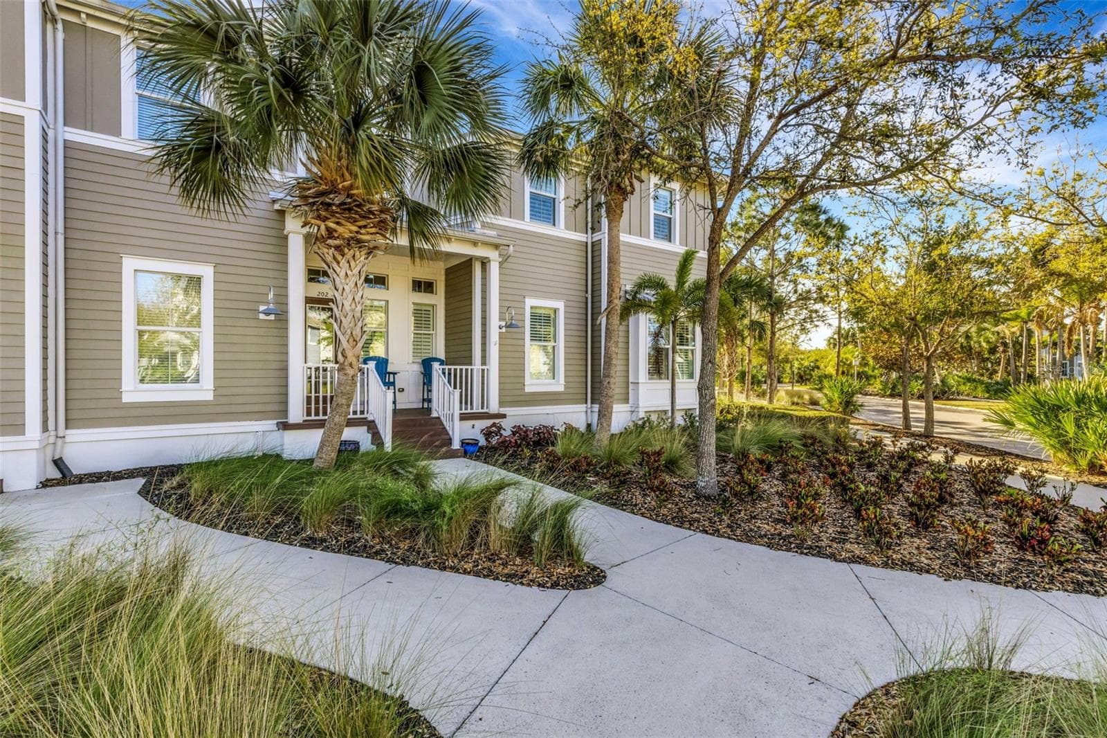 Condominium at 289 SAPPHIRE LAKE DR #202, BRADENTON, photo 3 of 62