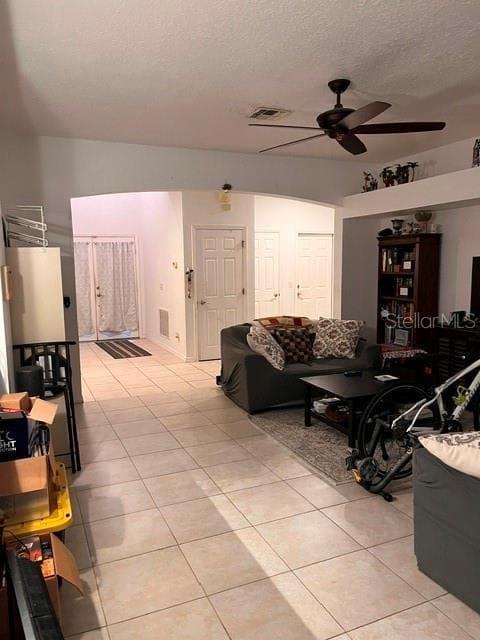 Family Room - 10049 SAVANNAH BLUFF LN, ORLANDO