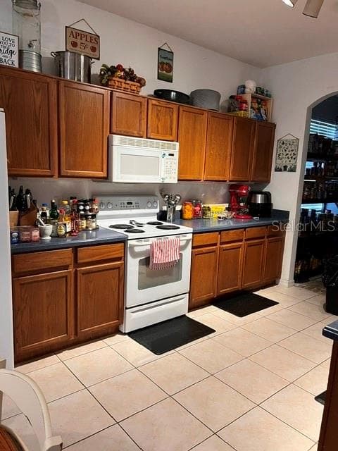 Kitchen - 10049 SAVANNAH BLUFF LN, ORLANDO