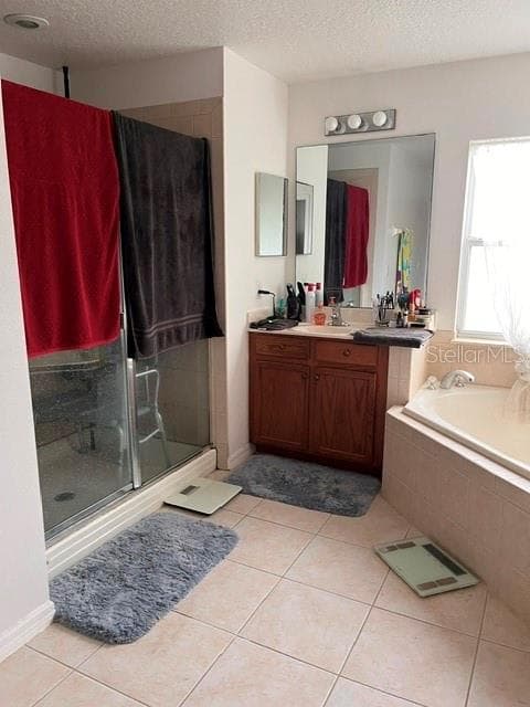 Owners Ensuite Bath - 10049 SAVANNAH BLUFF LN, ORLANDO
