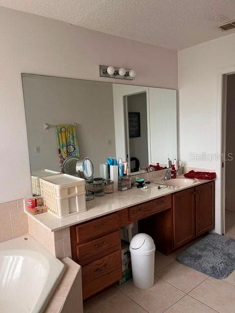 Owners Ensuite Bath - 10049 SAVANNAH BLUFF LN, ORLANDO