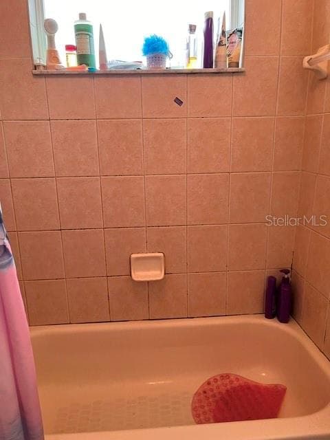 Jack & Jill Bathroom - 10049 SAVANNAH BLUFF LN, ORLANDO