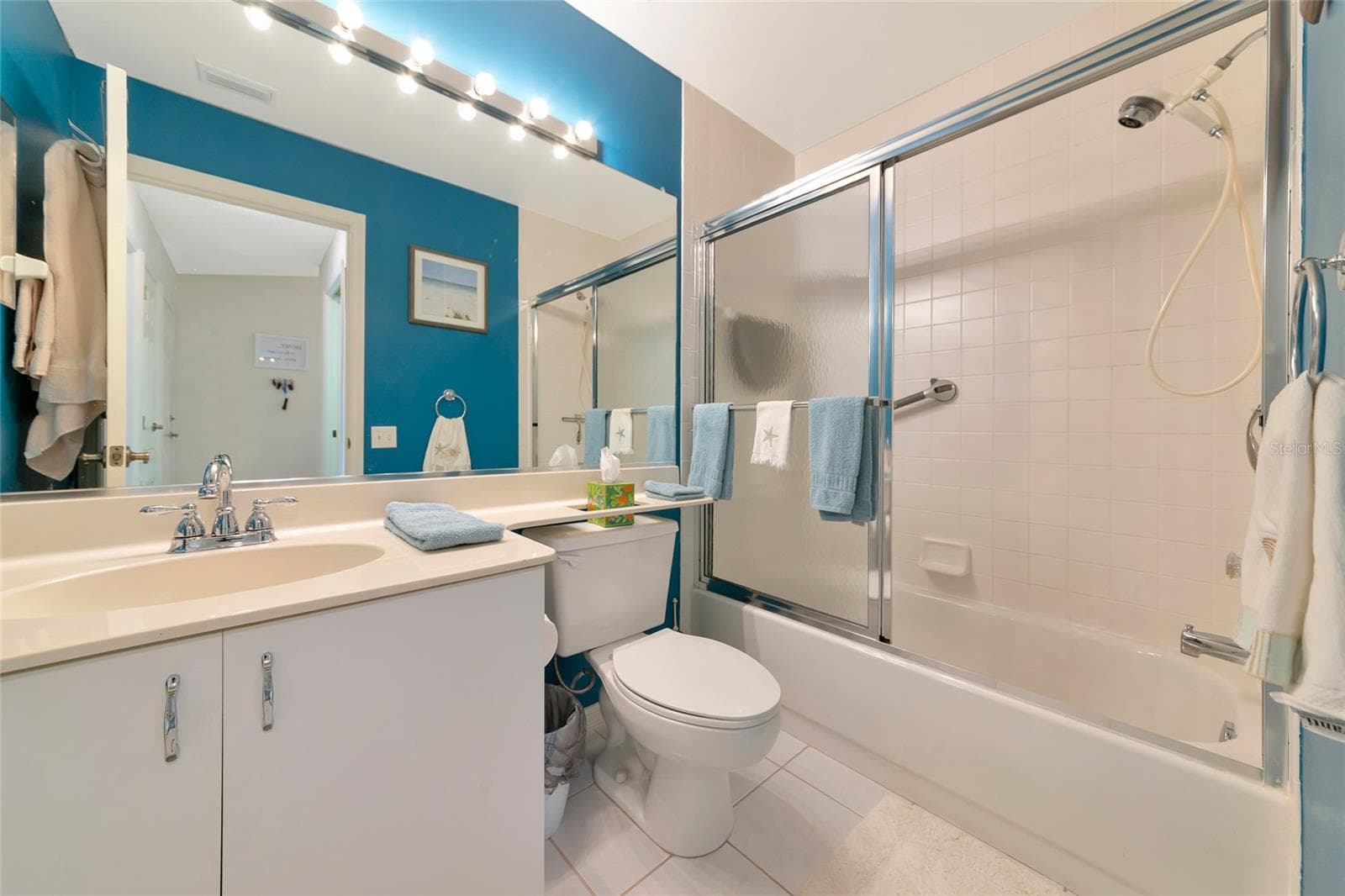 Condominium at 4206 CADDIE DR E #201, BRADENTON, photo 29 of 70