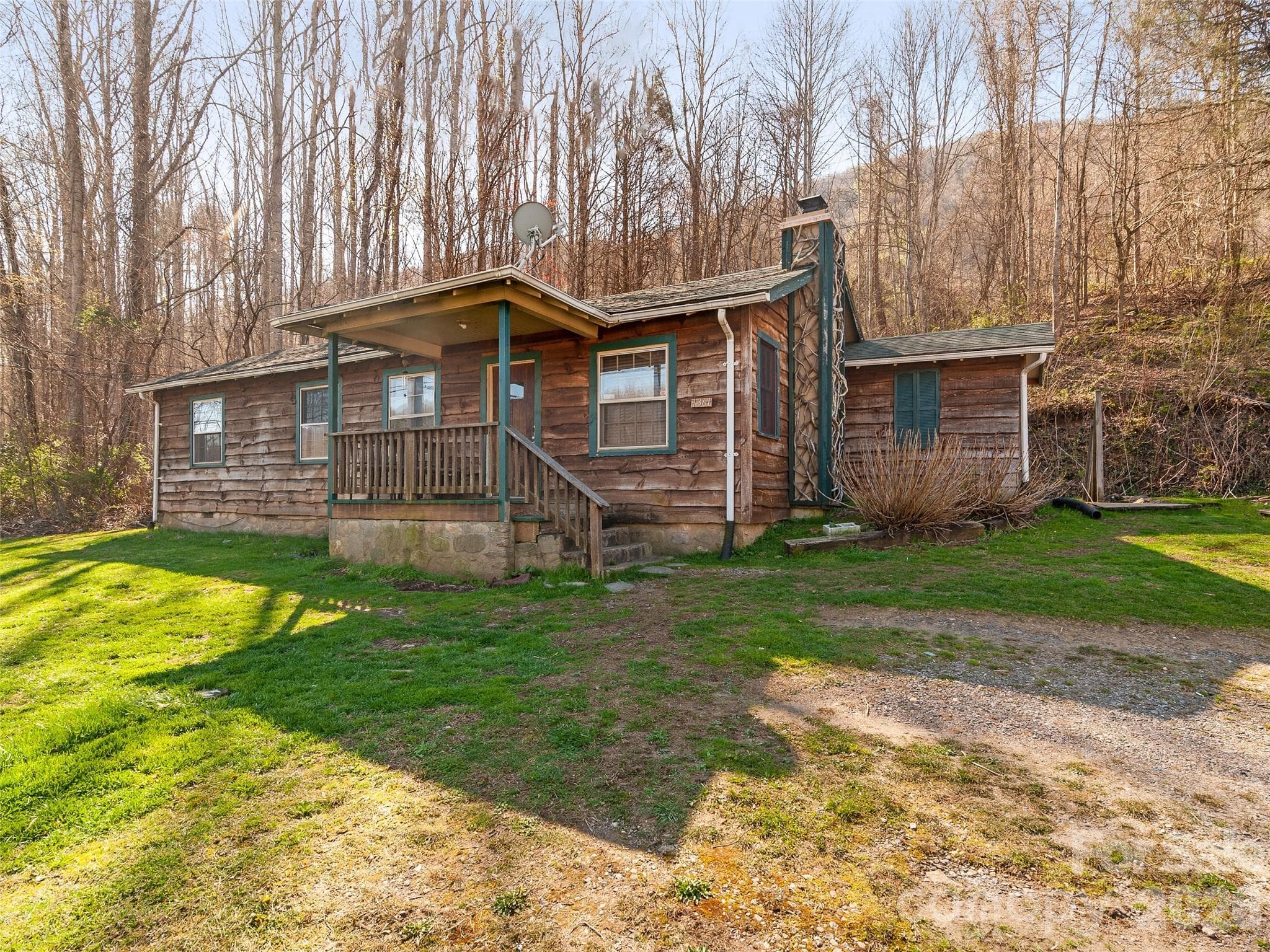 Free Standing Store at 1361 & 1369 Soco Road, Maggie Valley, photo 15 of 24