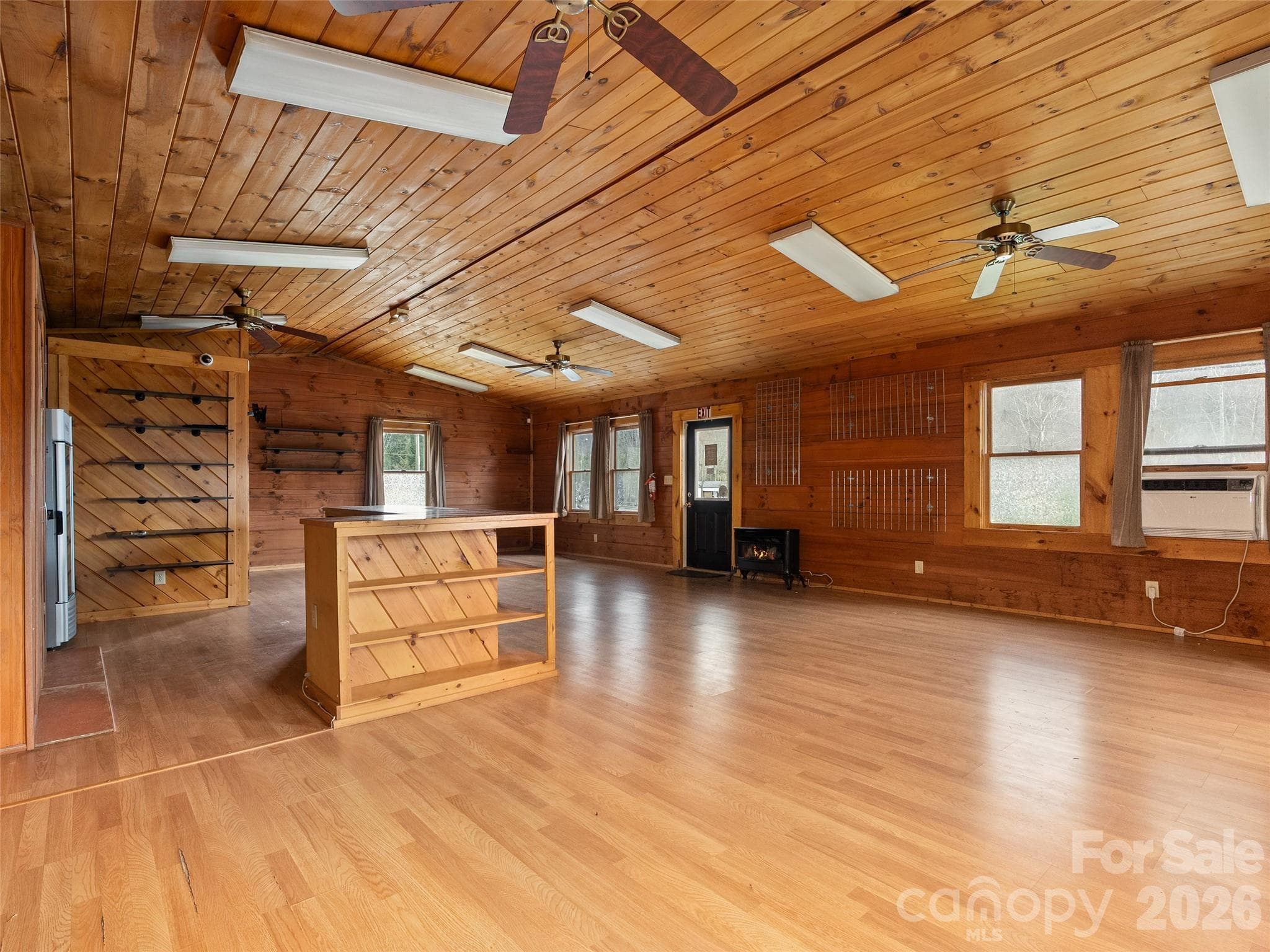 Free Standing Store at 1361 & 1369 Soco Road, Maggie Valley, photo 21 of 24