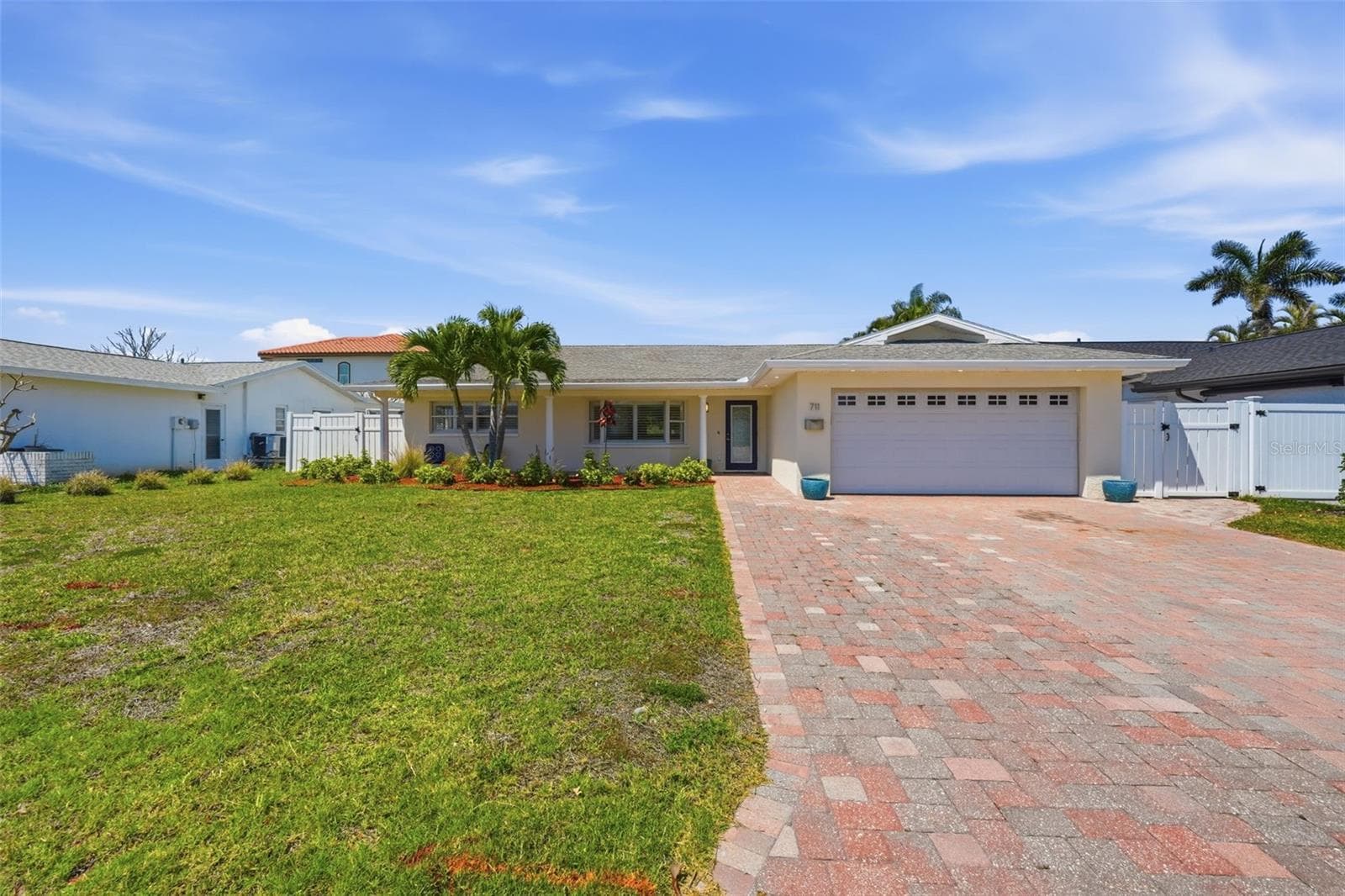 Front Exterior - 711 64TH AVE, ST PETE BEACH