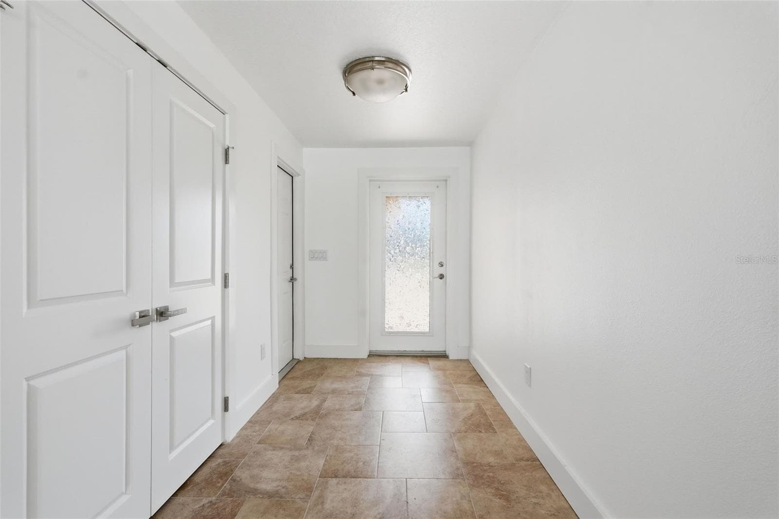 Foyer - Coat Closet - 711 64TH AVE, ST PETE BEACH