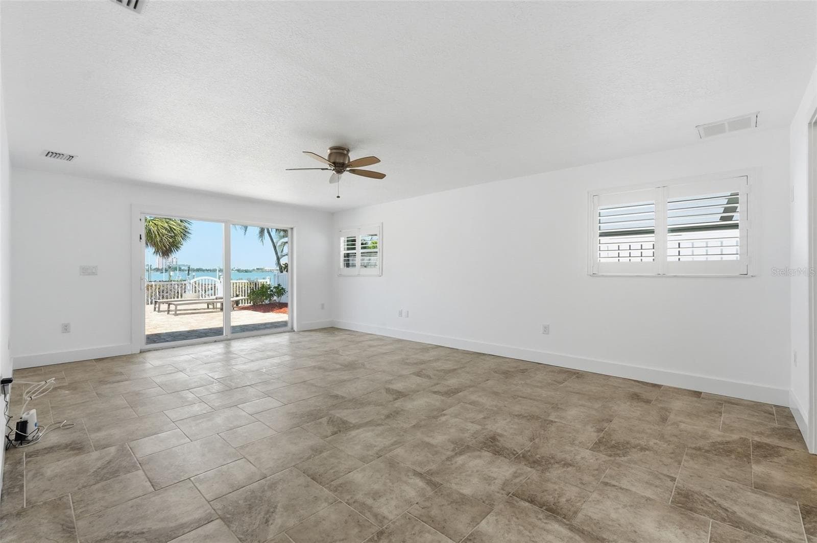 Master Bedroom - Waterfront View - 711 64TH AVE, ST PETE BEACH