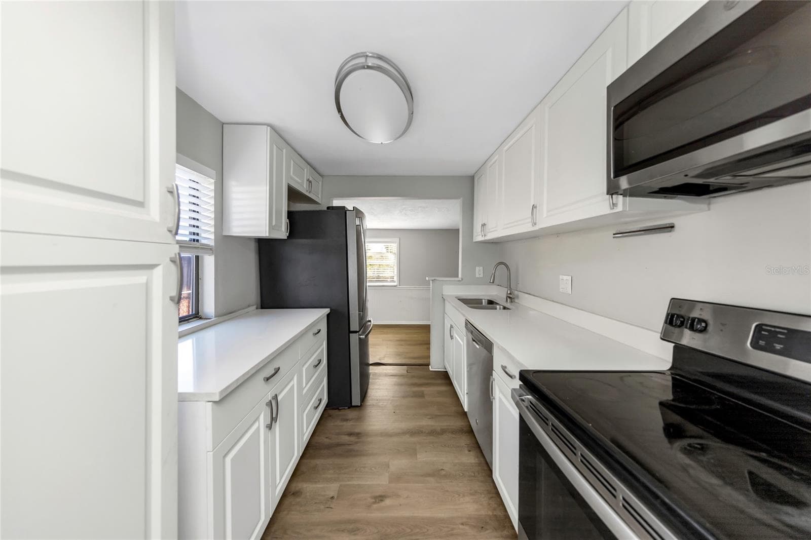 Kitchen - 4139 26TH ST N, ST PETERSBURG