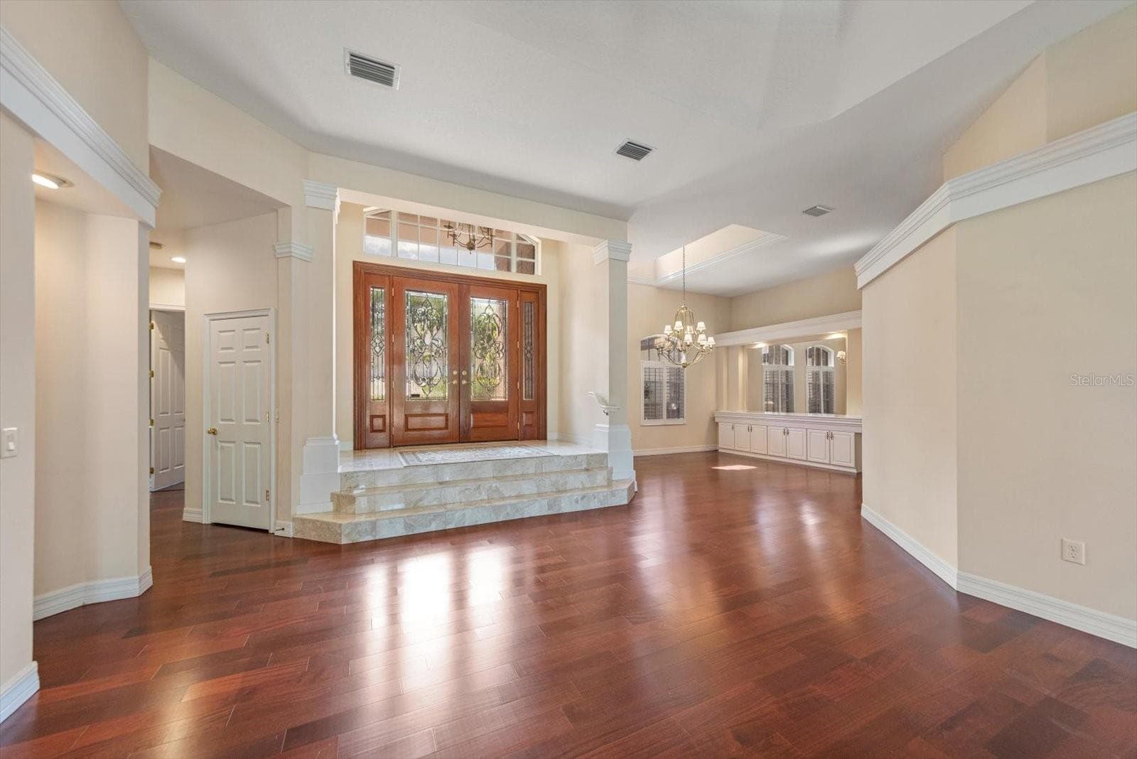Single Family Residence at 280 BELLEVIEW BLVD, BELLEAIR, photo 7 of 35