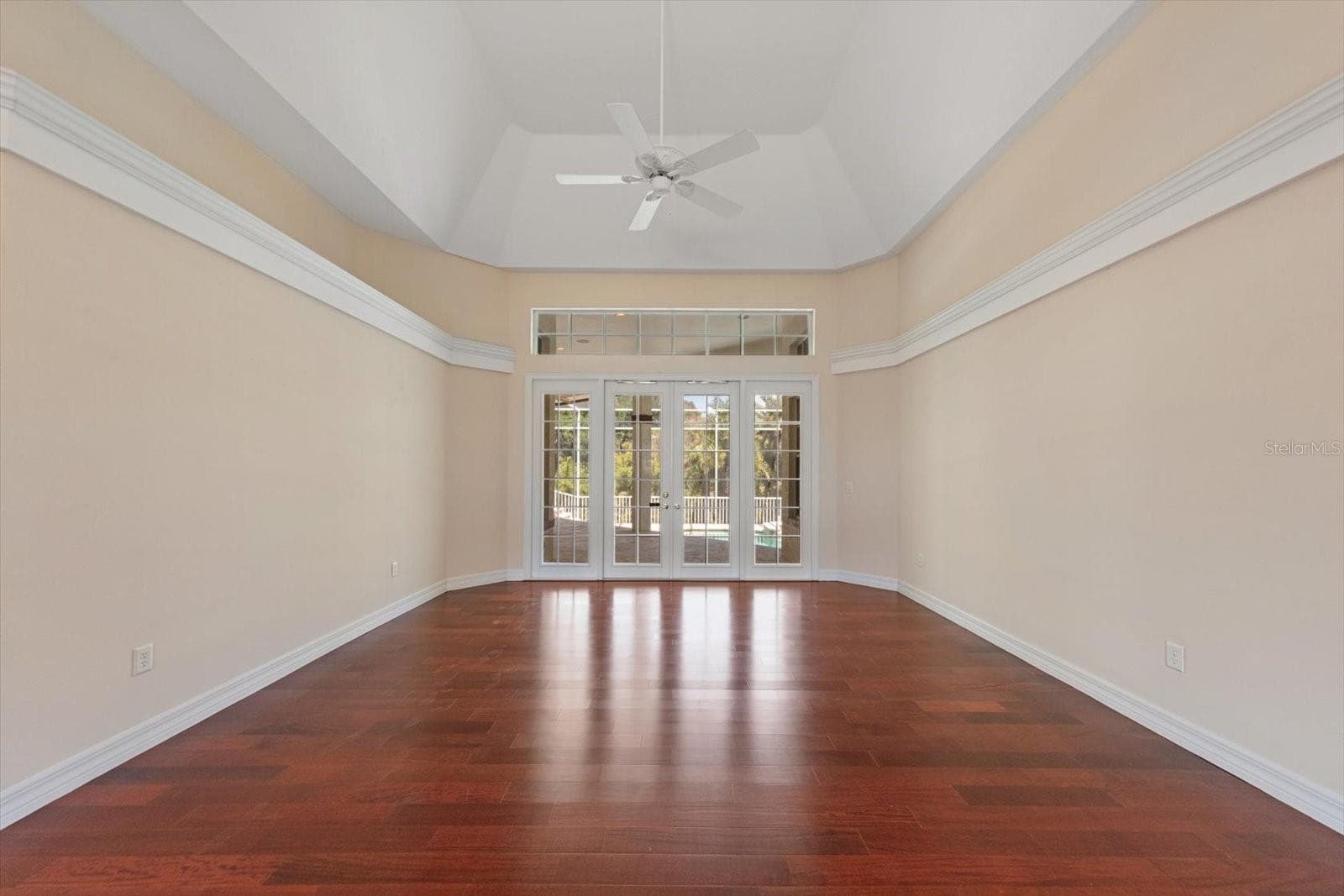 Single Family Residence at 280 BELLEVIEW BLVD, BELLEAIR, photo 8 of 35