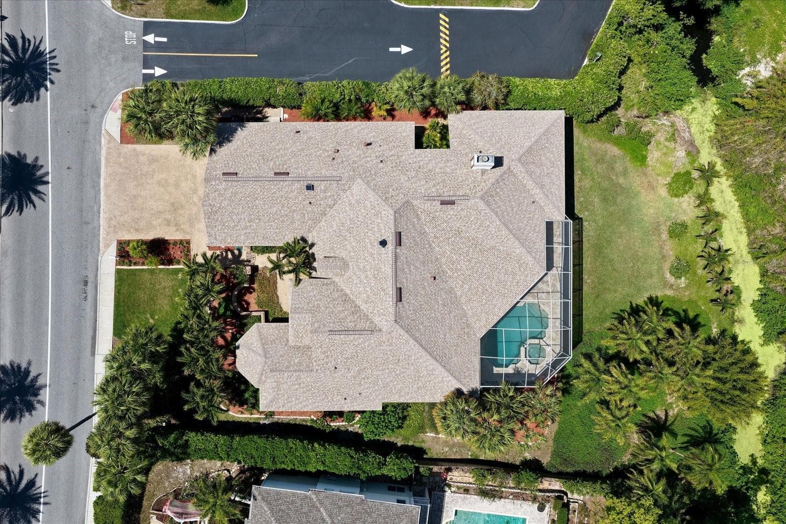 Single Family Residence at 280 BELLEVIEW BLVD, BELLEAIR, photo 31 of 35
