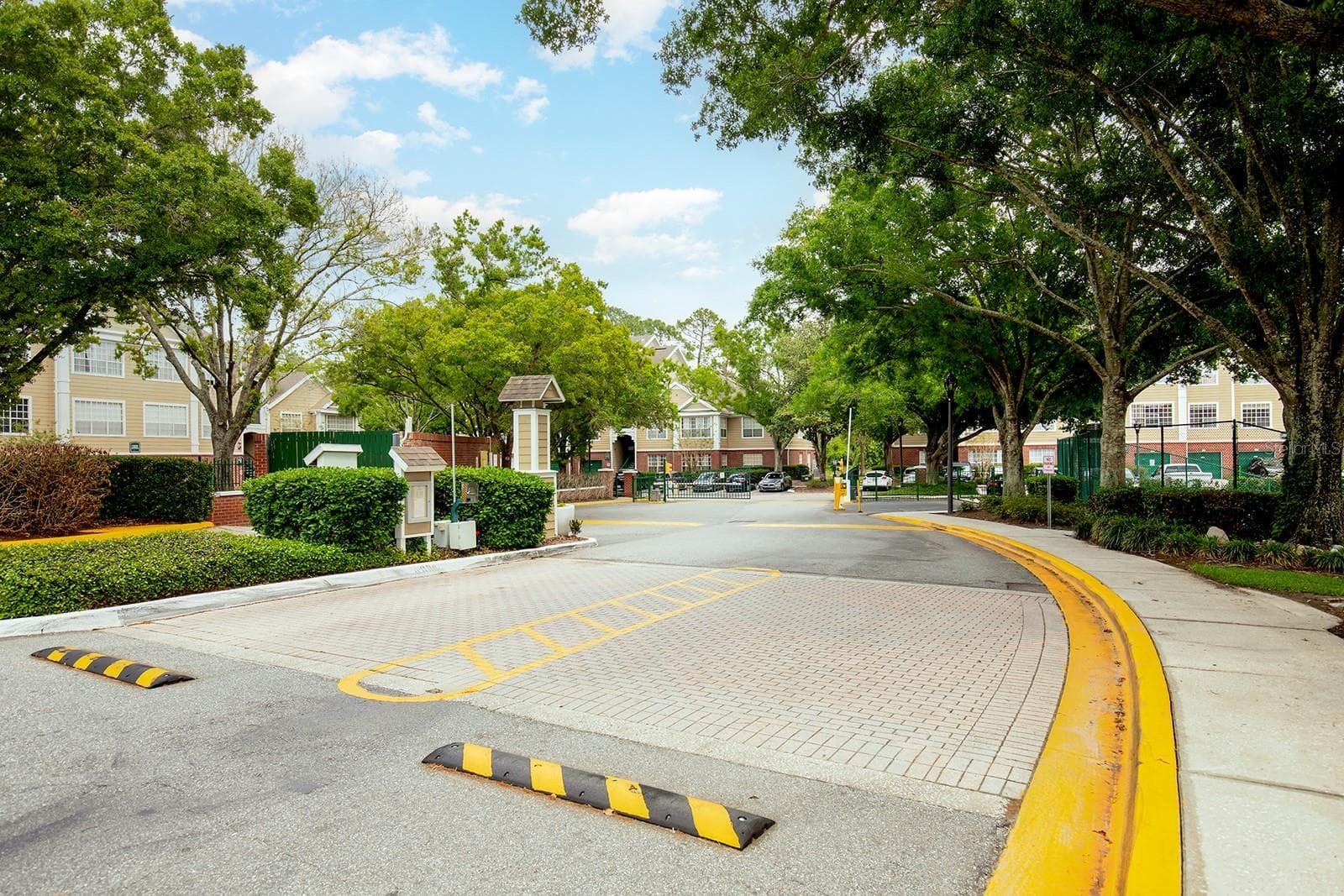 Gated Community - 13015 PLANTATION PARK CIR #1027, ORLANDO