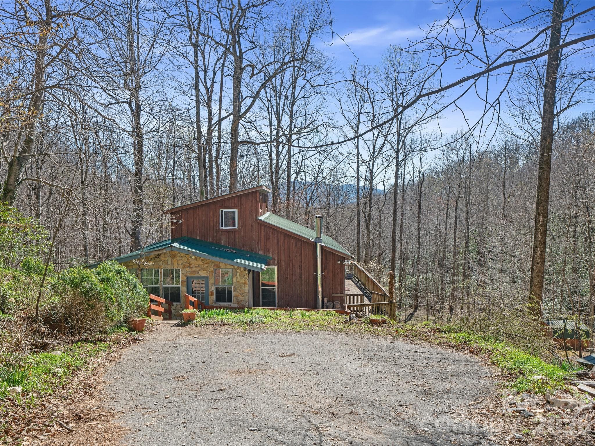 Single Family Residence at 966 Waites Hollifield Road, Marion, photo 23 of 27