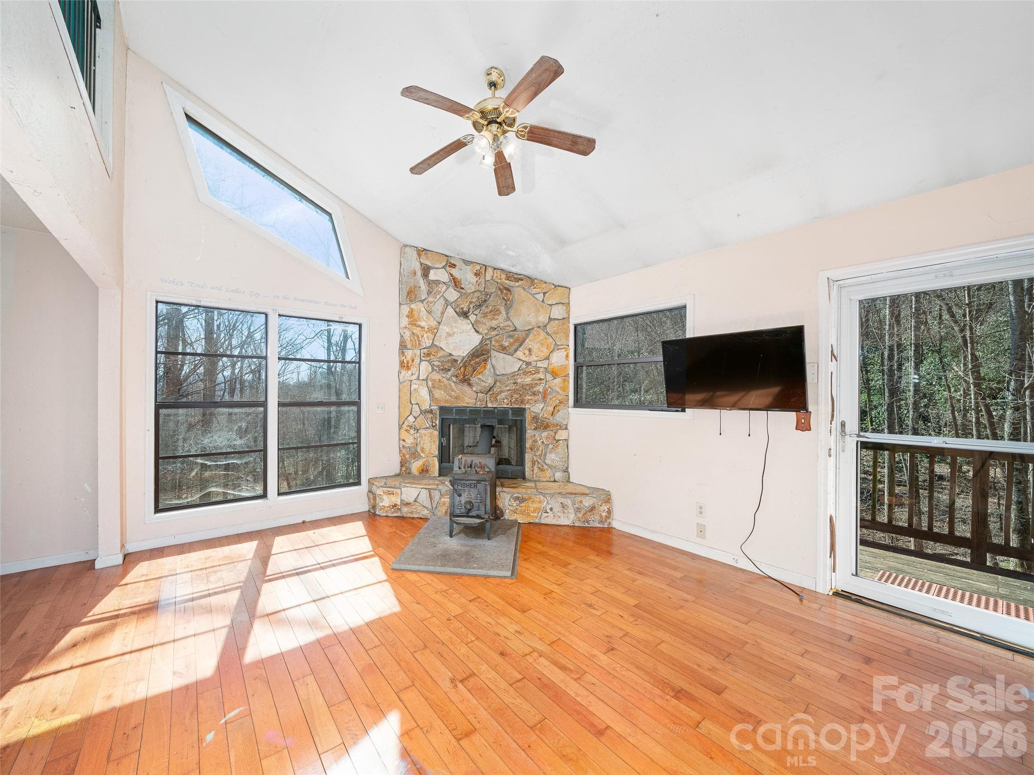 Single Family Residence at 966 Waites Hollifield Road, Marion, photo 2 of 27