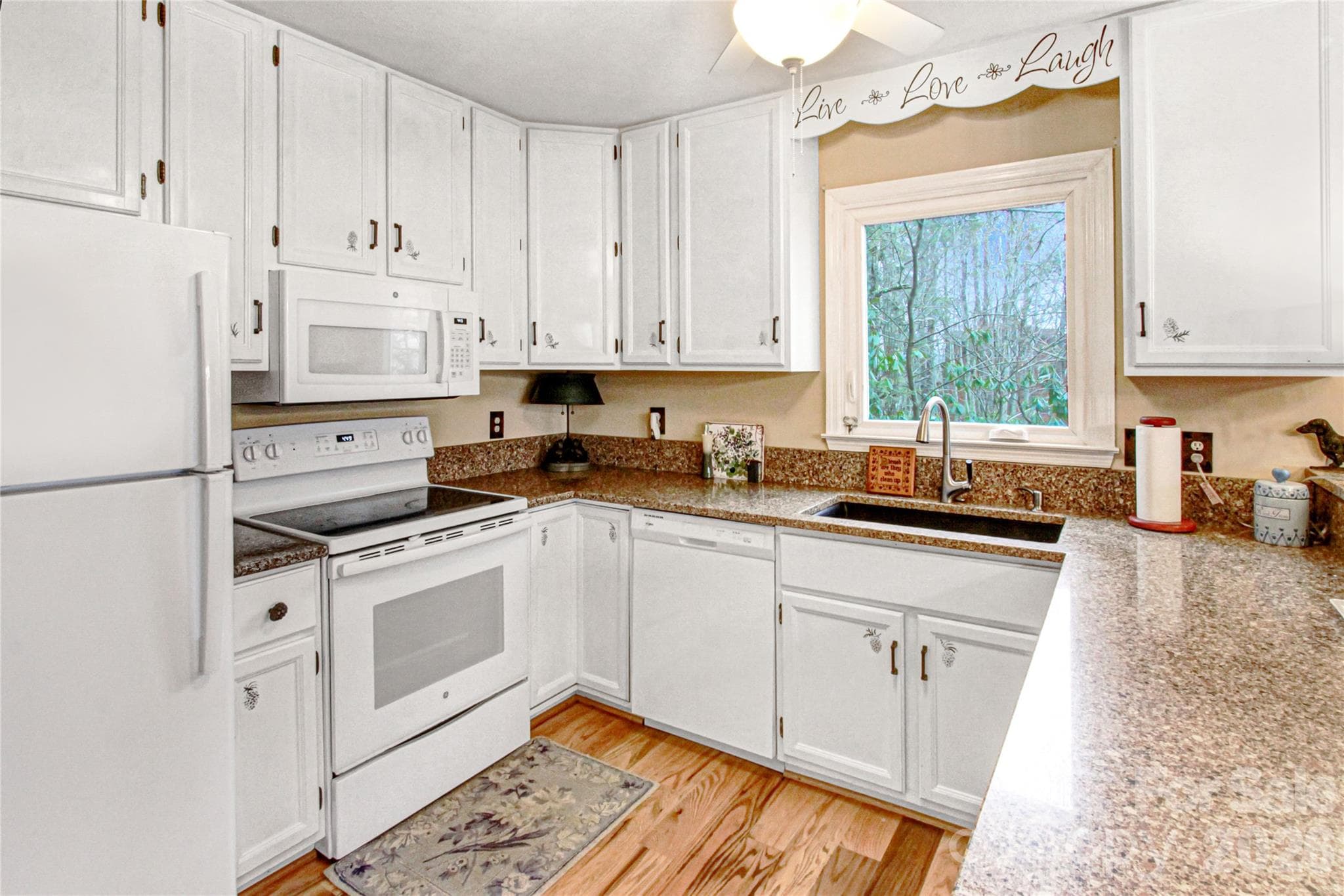 Condominium at 121 Toxaway Views Drive, Lake Toxaway, photo 9 of 45
