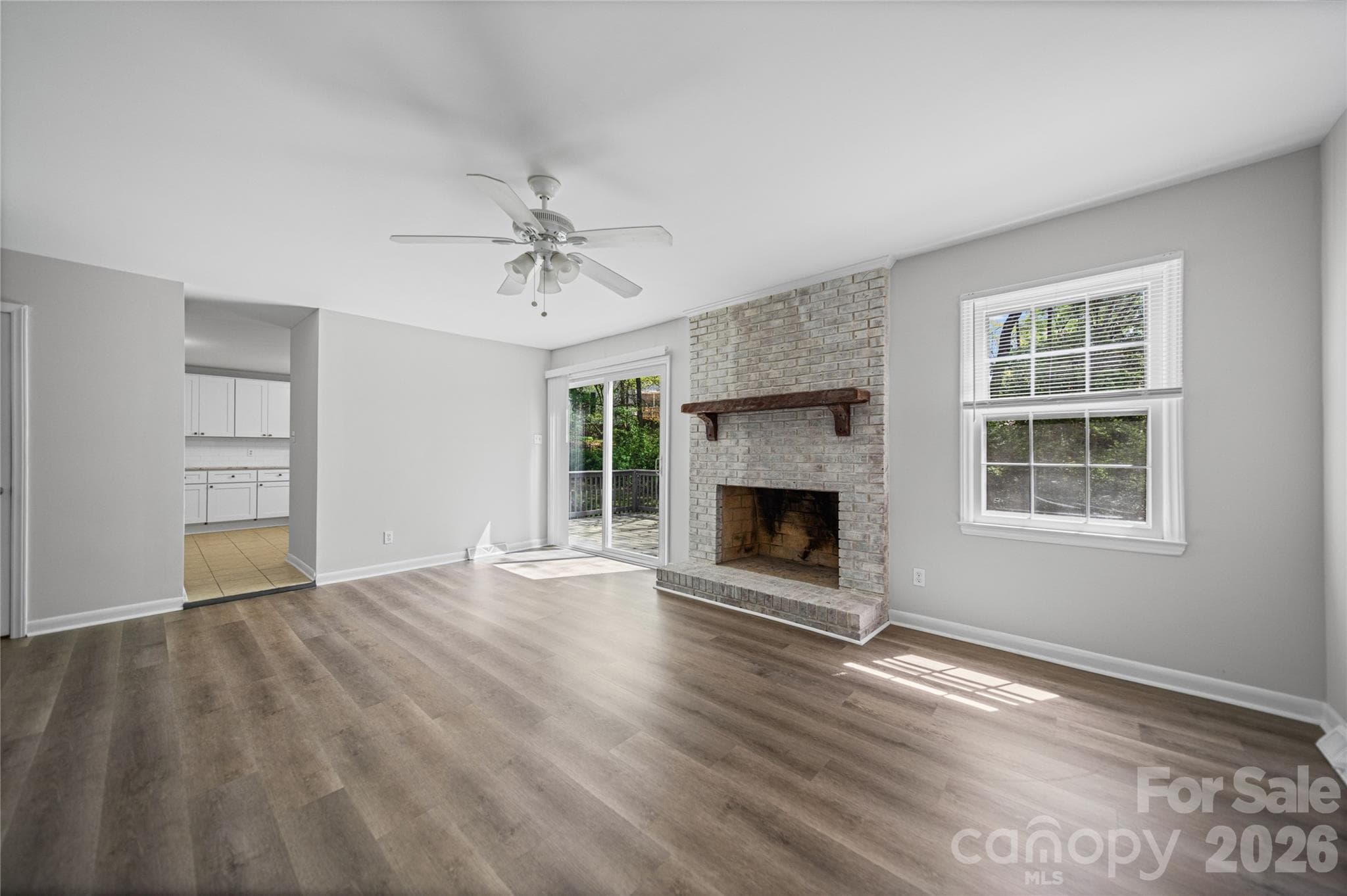 Den - 3065 Devonshire Drive, Rock Hill