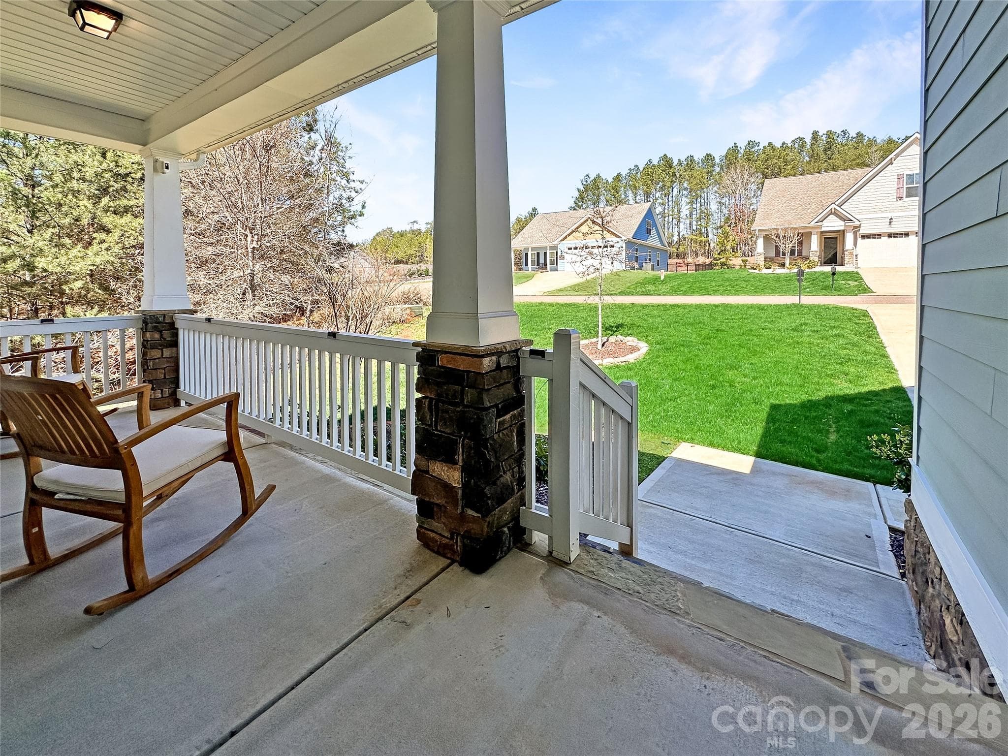 Single Family Residence at 10117 Lakeshore Drive, Lancaster, photo 3 of 45