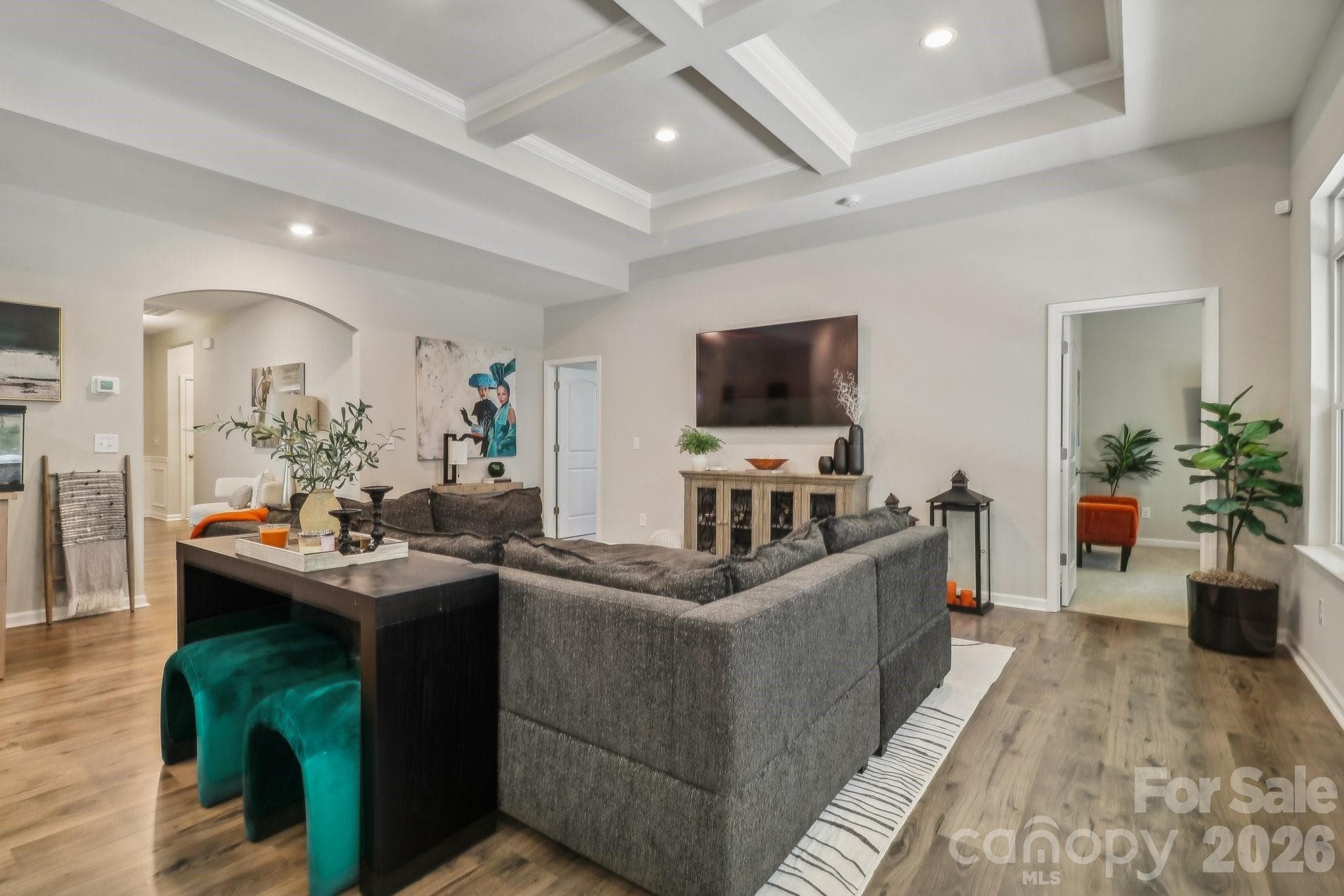 Single Family Residence at 10117 Lakeshore Drive, Lancaster, photo 6 of 45