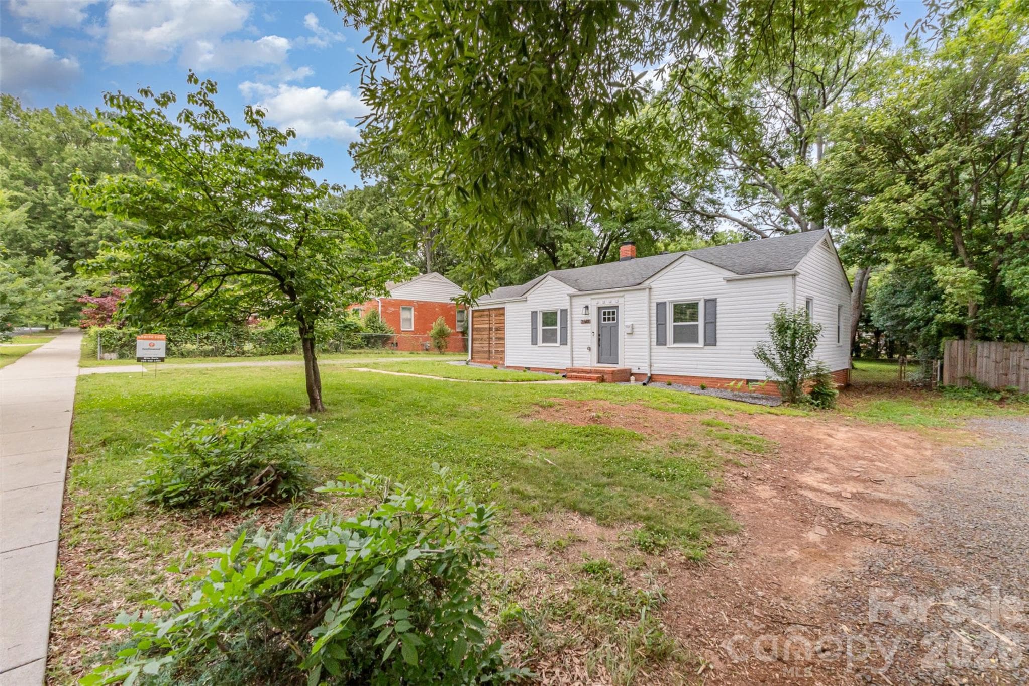 Single Family Residence at Charlotte, photo 4 of 28