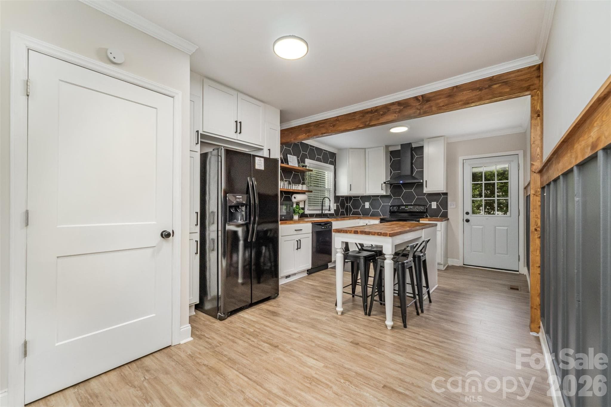 Single Family Residence at Charlotte, photo 11 of 28
