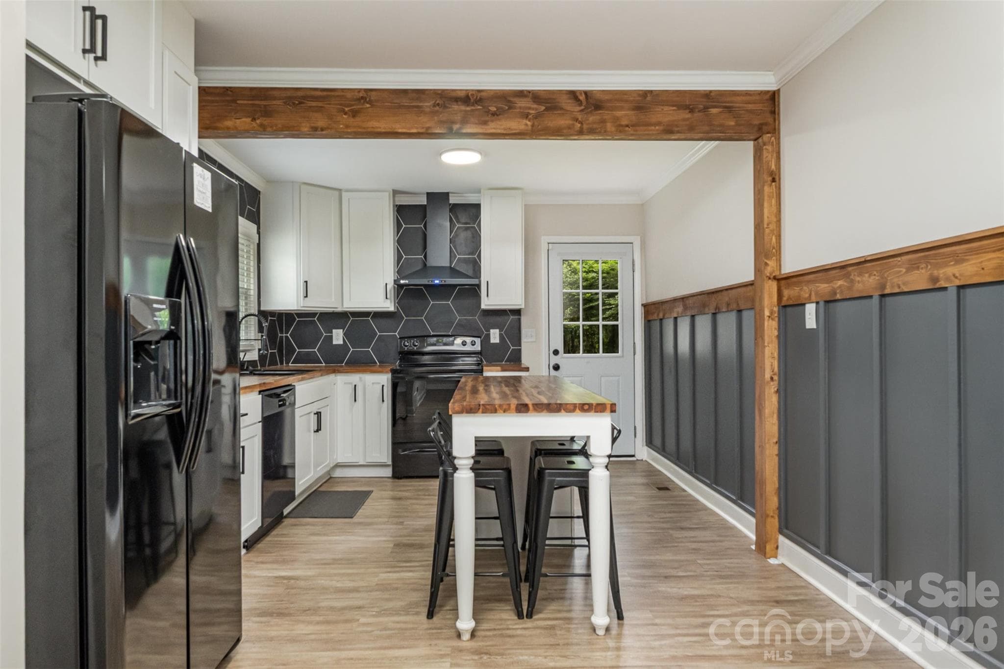 Single Family Residence at Charlotte, photo 9 of 28