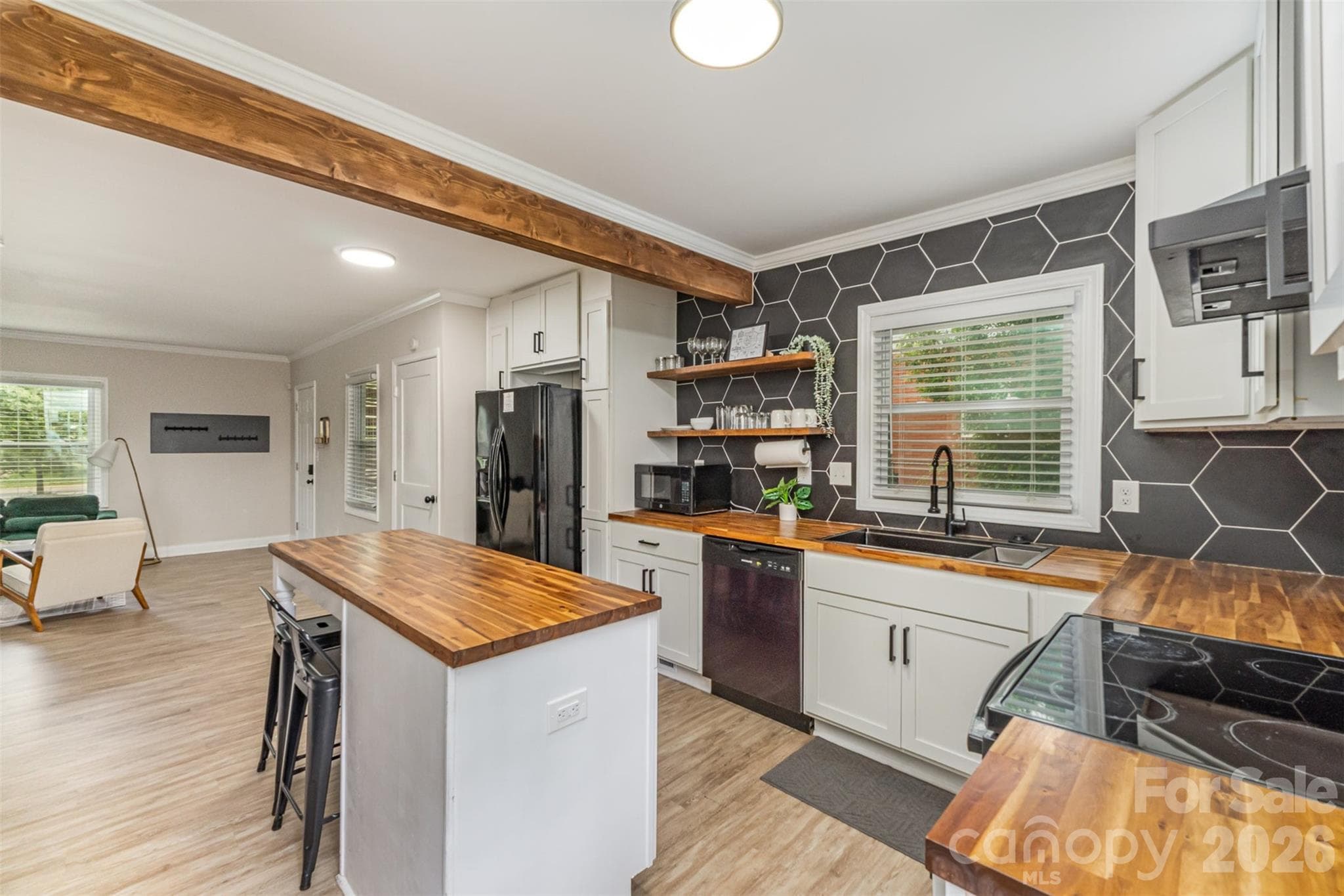 Single Family Residence at Charlotte, photo 2 of 28