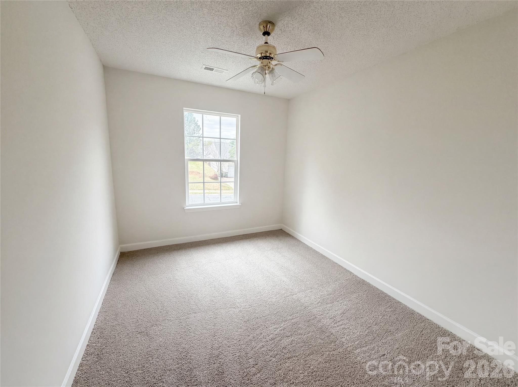 Single Family Residence at 6620 Iron Brigade Lane, Charlotte, photo 13 of 16