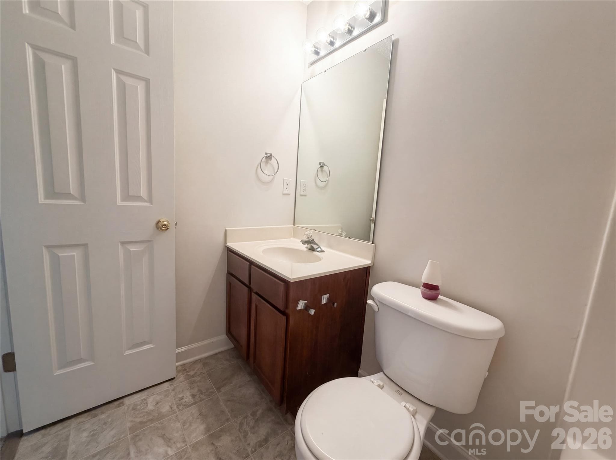 Single Family Residence at 6620 Iron Brigade Lane, Charlotte, photo 14 of 16