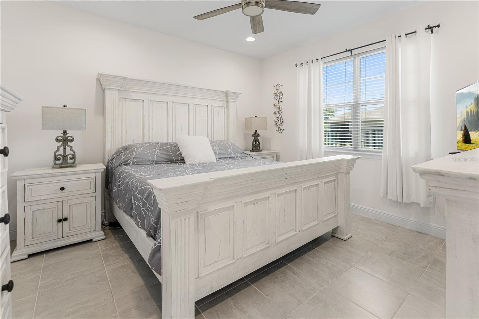 Single Family Residence at 3399 SAGEBRUSH ST, HARMONY, photo 9 of 48