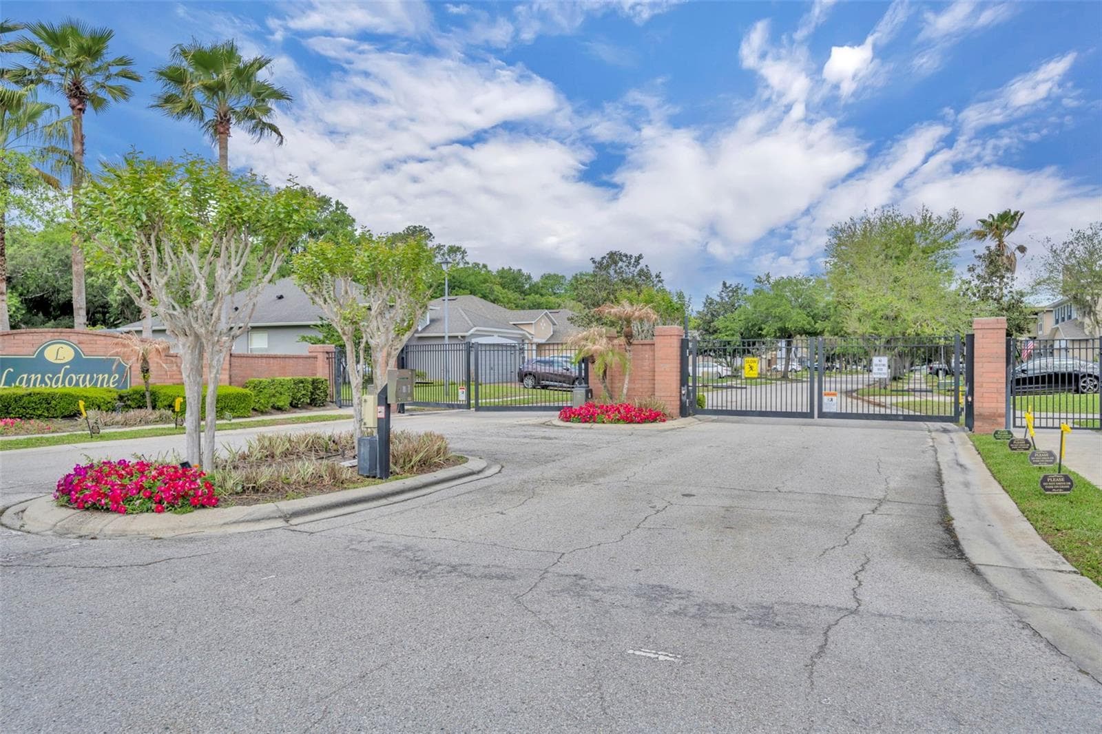 Gate into Neighborhood - 1502 ASHDOWN CT, SANFORD