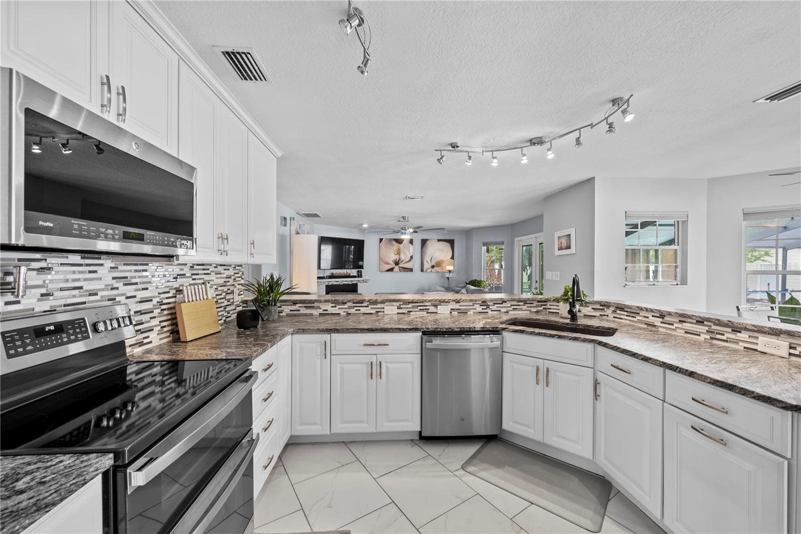 Single Family Residence at 1623 SE 29TH TER, OCALA, photo 16 of 79