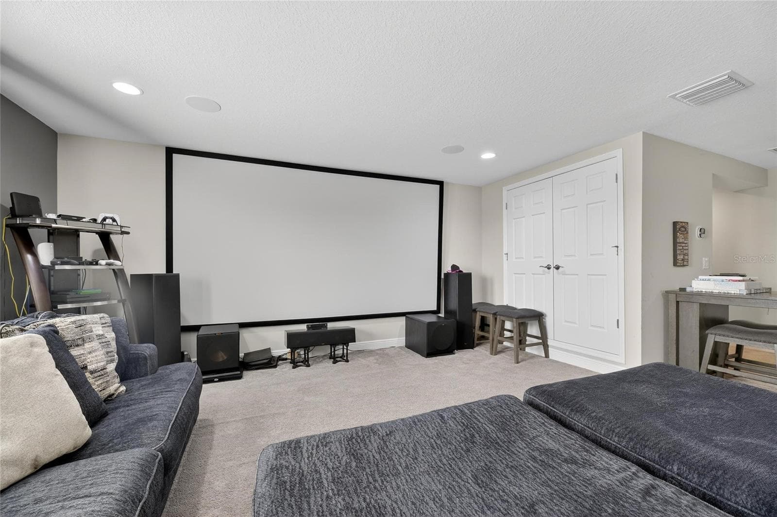 Single Family Residence at 12444 HORSESHOE BEND DR, LITHIA, photo 29 of 89