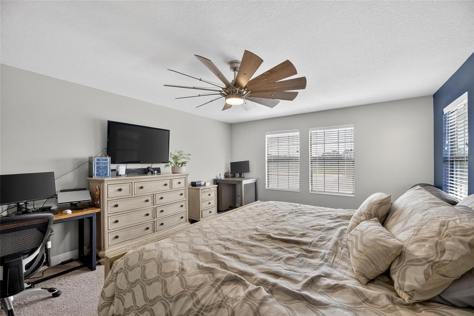 Single Family Residence at 12444 HORSESHOE BEND DR, LITHIA, photo 50 of 89