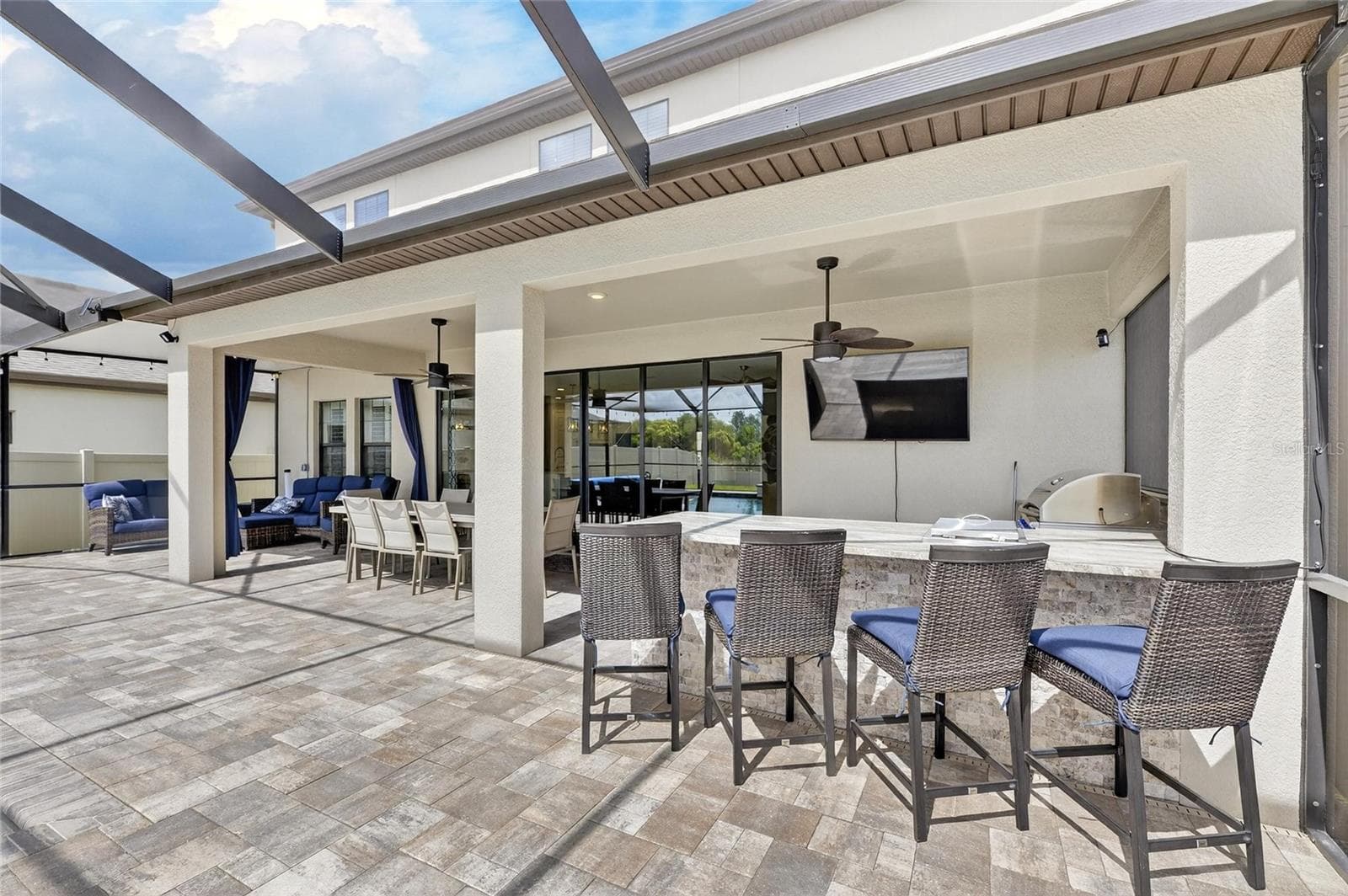 Single Family Residence at 12444 HORSESHOE BEND DR, LITHIA, photo 66 of 89