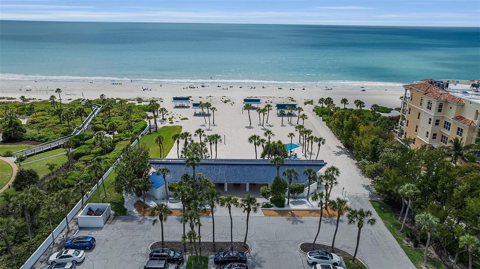 Beach Club - 1915 HARBOUR LINKS CIR #6, LONGBOAT KEY