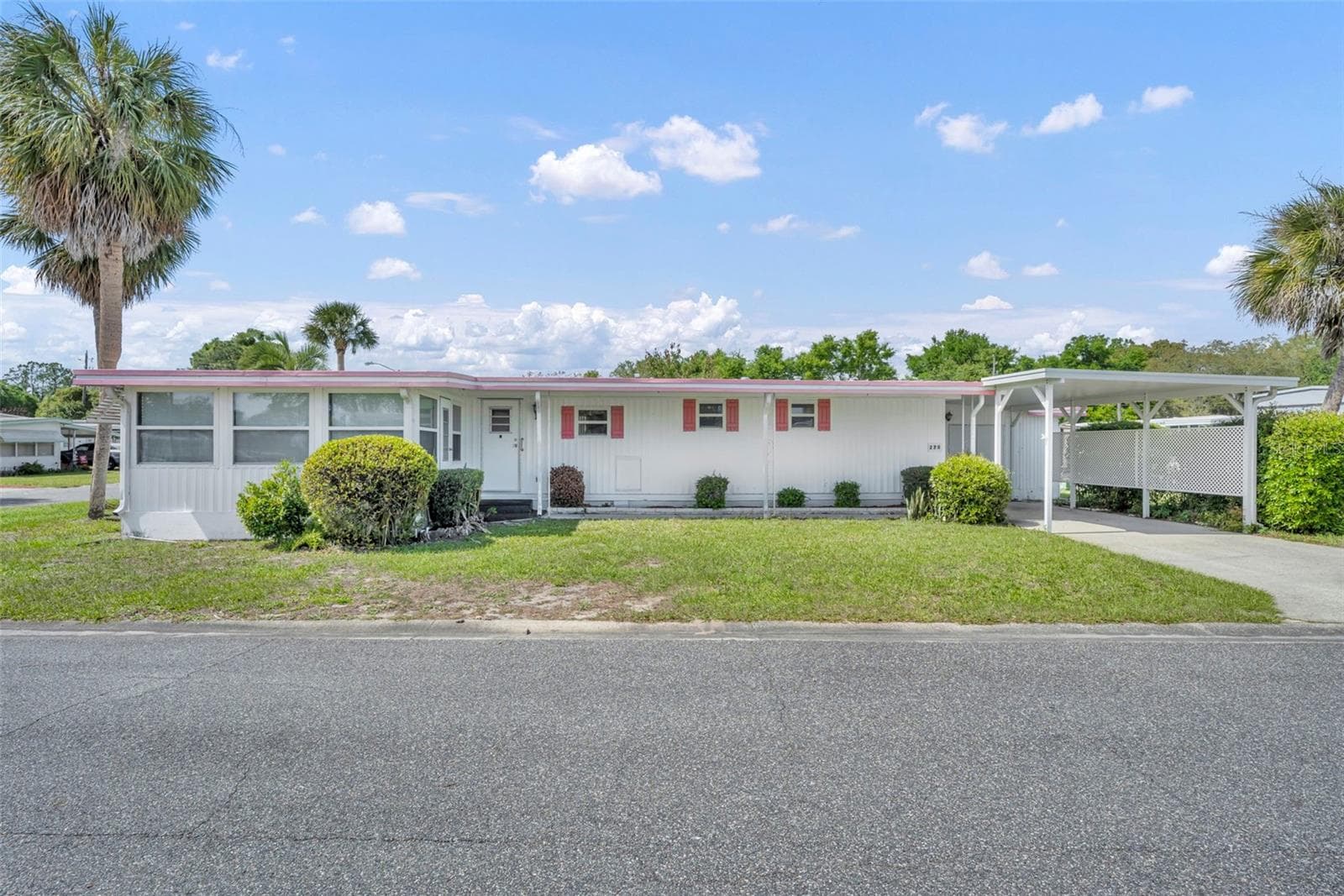 270 PALAI AVE