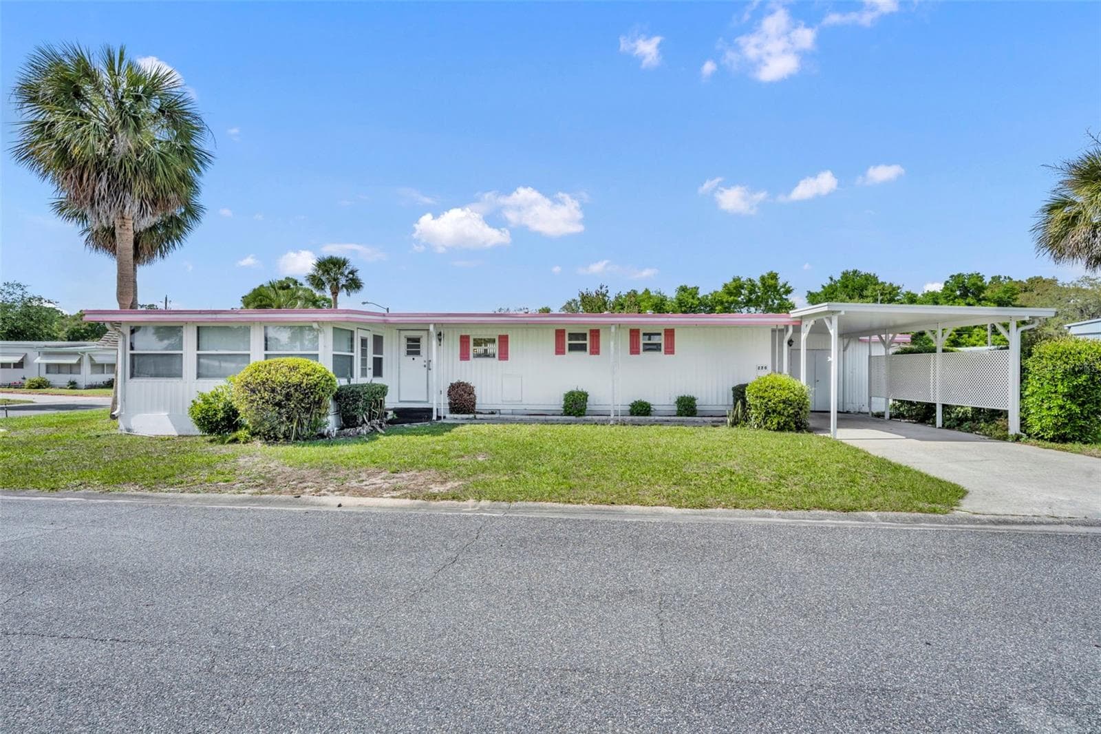 Mobile Home at 270 PALAI AVE, LEESBURG, photo 3 of 49
