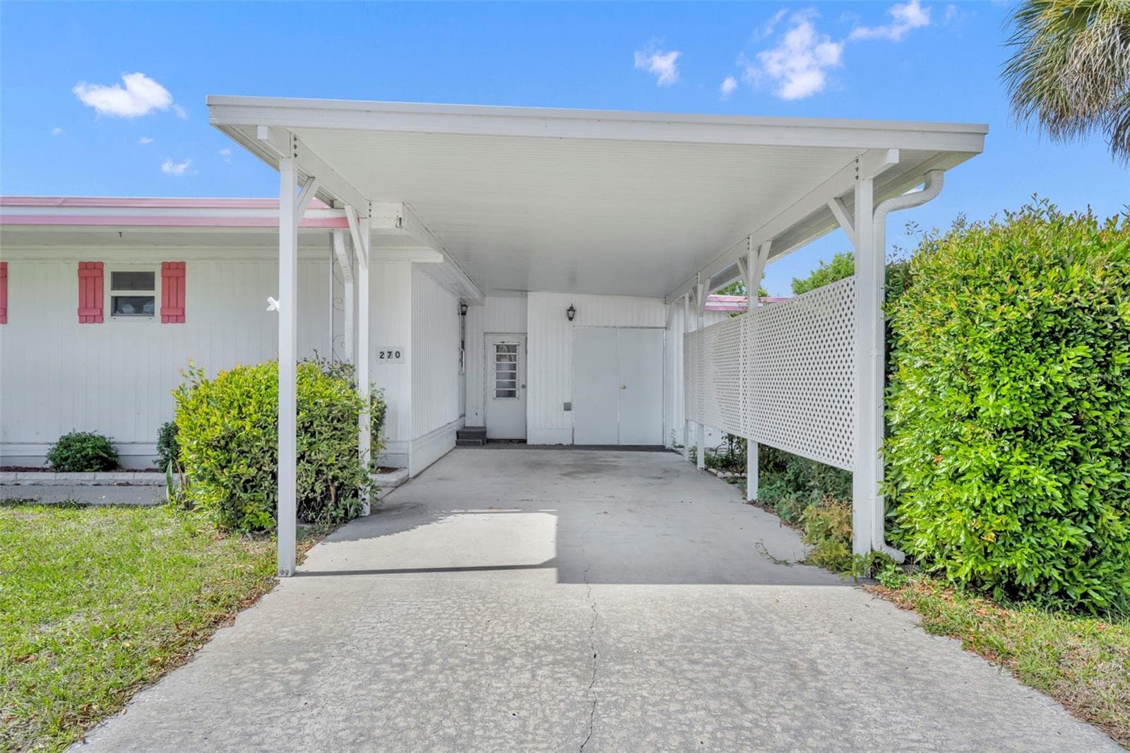 Mobile Home at 270 PALAI AVE, LEESBURG, photo 4 of 49