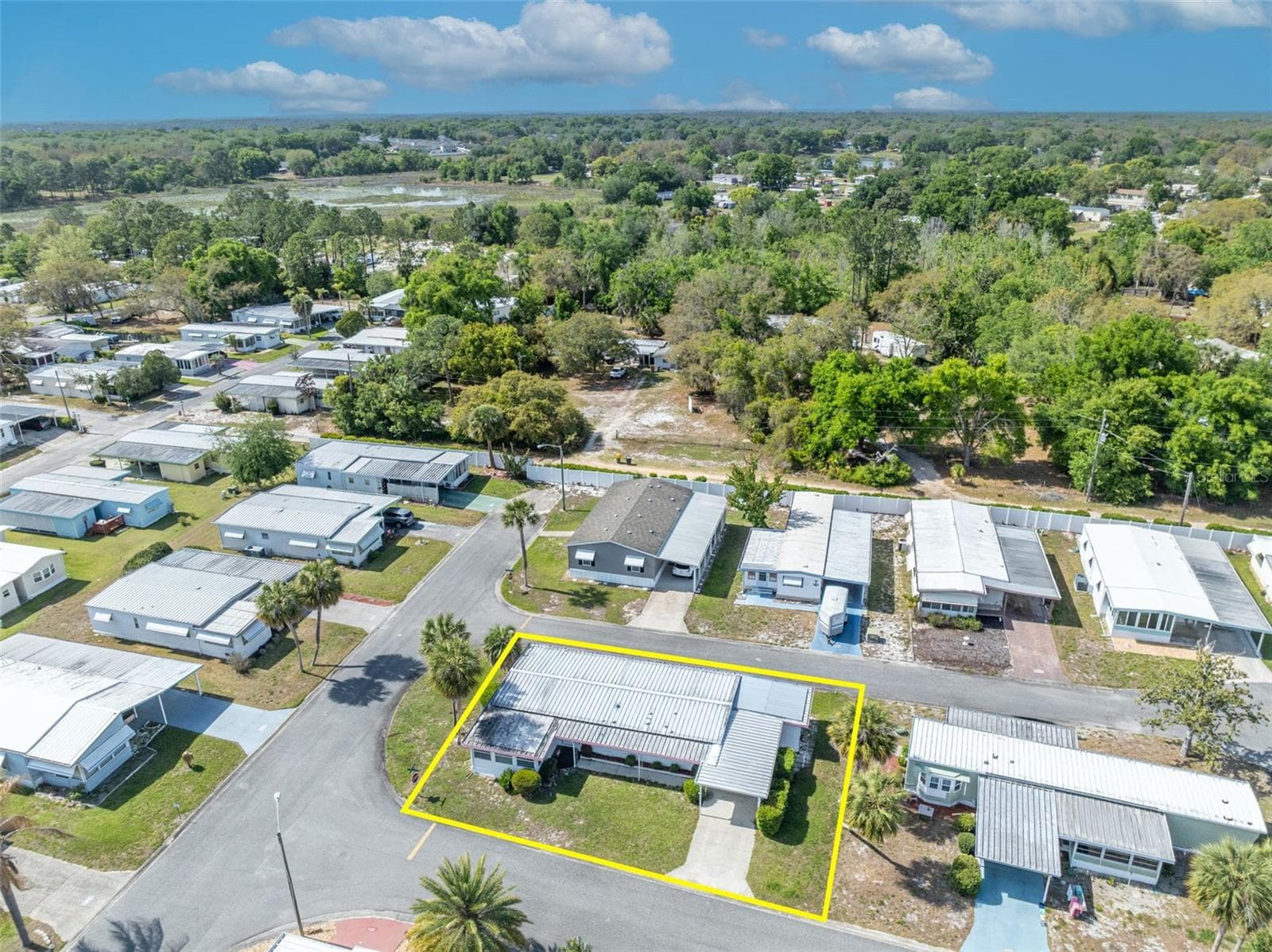 Mobile Home at 270 PALAI AVE, LEESBURG, photo 40 of 49