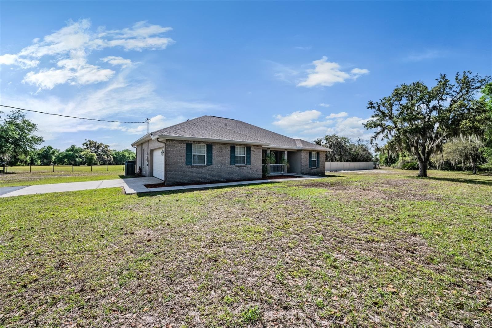 Single Family Residence at 17216 ALDERMAN TURNER RD, WIMAUMA, photo 5 of 58