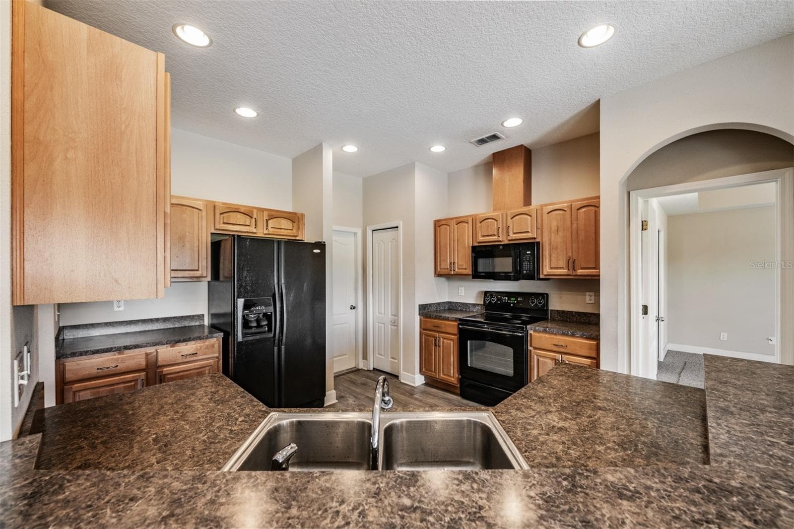 Single Family Residence at 17216 ALDERMAN TURNER RD, WIMAUMA, photo 22 of 58